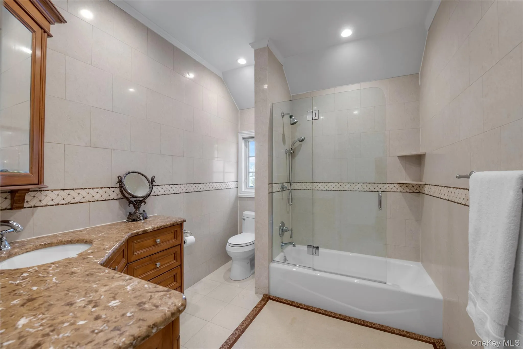 5 Old Field Lane, North Hempstead, NY, 6 Bedrooms Bedrooms, 12 Rooms Rooms,5 BathroomsBathrooms,Residential,For Rent,Old Field,0,975496 5 Old Field Lane, North Hempstead, NY, 6 Bedrooms Bedrooms, 12 Rooms Rooms,5 BathroomsBathrooms,Residential,For Rent,Old Field,0,975496