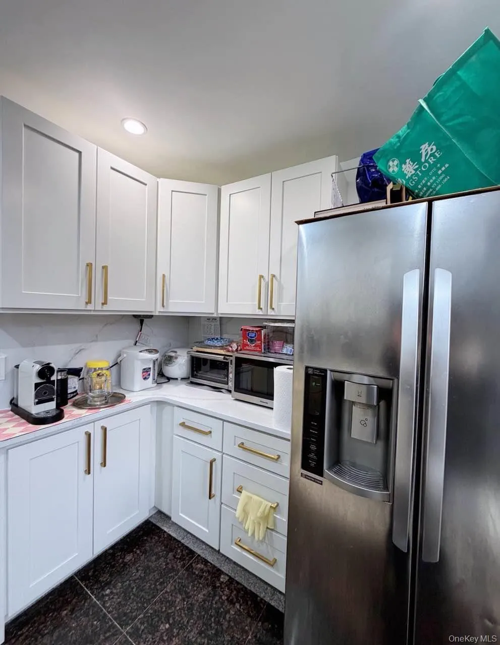 12010 85th Avenue, New York, NY, 1 Bedroom Bedrooms, 2 Rooms Rooms,1 BathroomBathrooms,Residential Sale,For Rent,85th,0,975509 12010 85th Avenue, New York, NY, 1 Bedroom Bedrooms, 2 Rooms Rooms,1 BathroomBathrooms,Residential Sale,For Rent,85th,0,975509