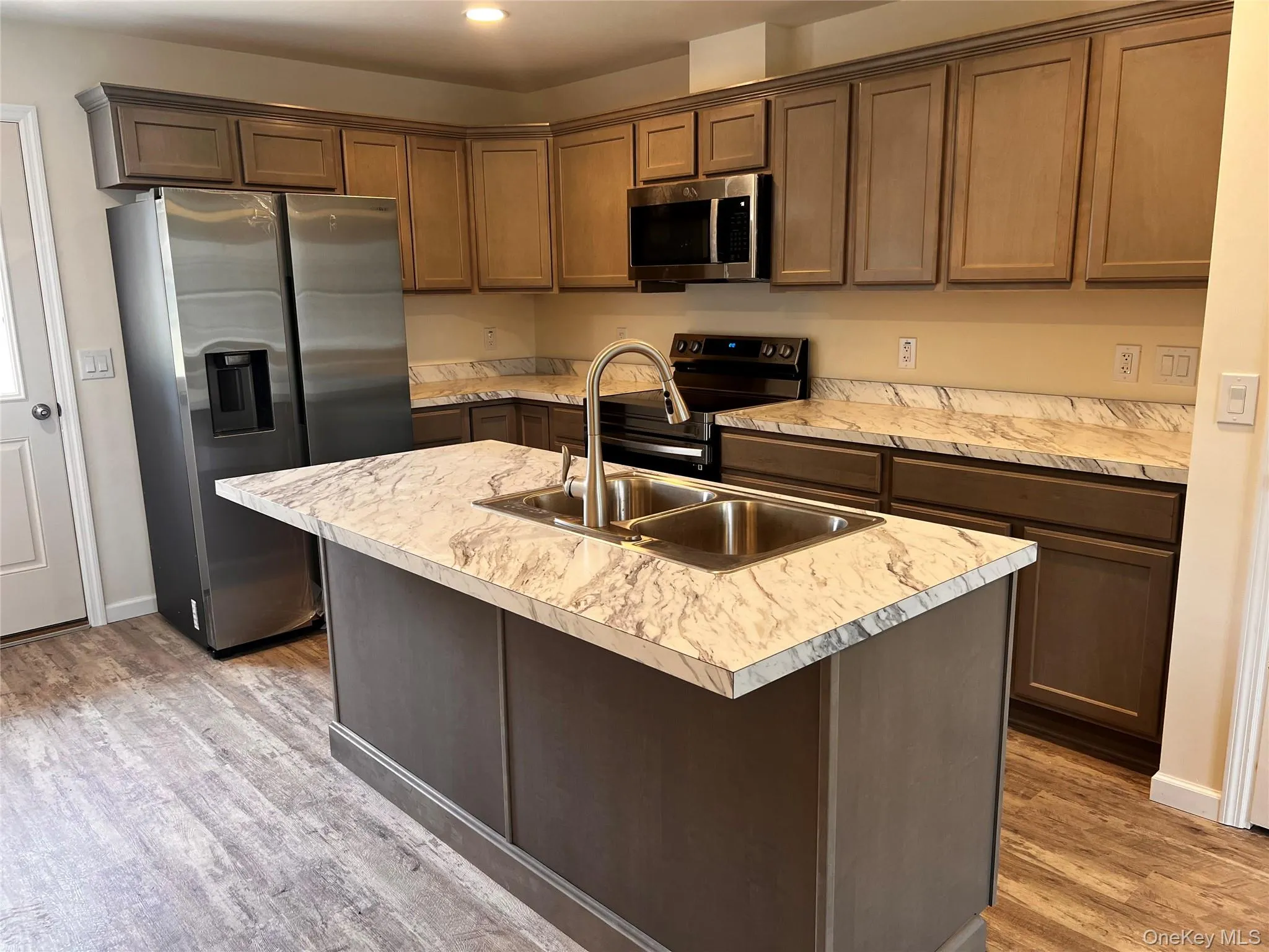 26 Grand Street, Marlboro, NY, 2 Bedrooms Bedrooms, 6 Rooms Rooms,1 BathroomBathrooms,Residential Lease,For Rent,Grand,0,975514 26 Grand Street, Marlboro, NY, 2 Bedrooms Bedrooms, 6 Rooms Rooms,1 BathroomBathrooms,Residential Lease,For Rent,Grand,0,975514