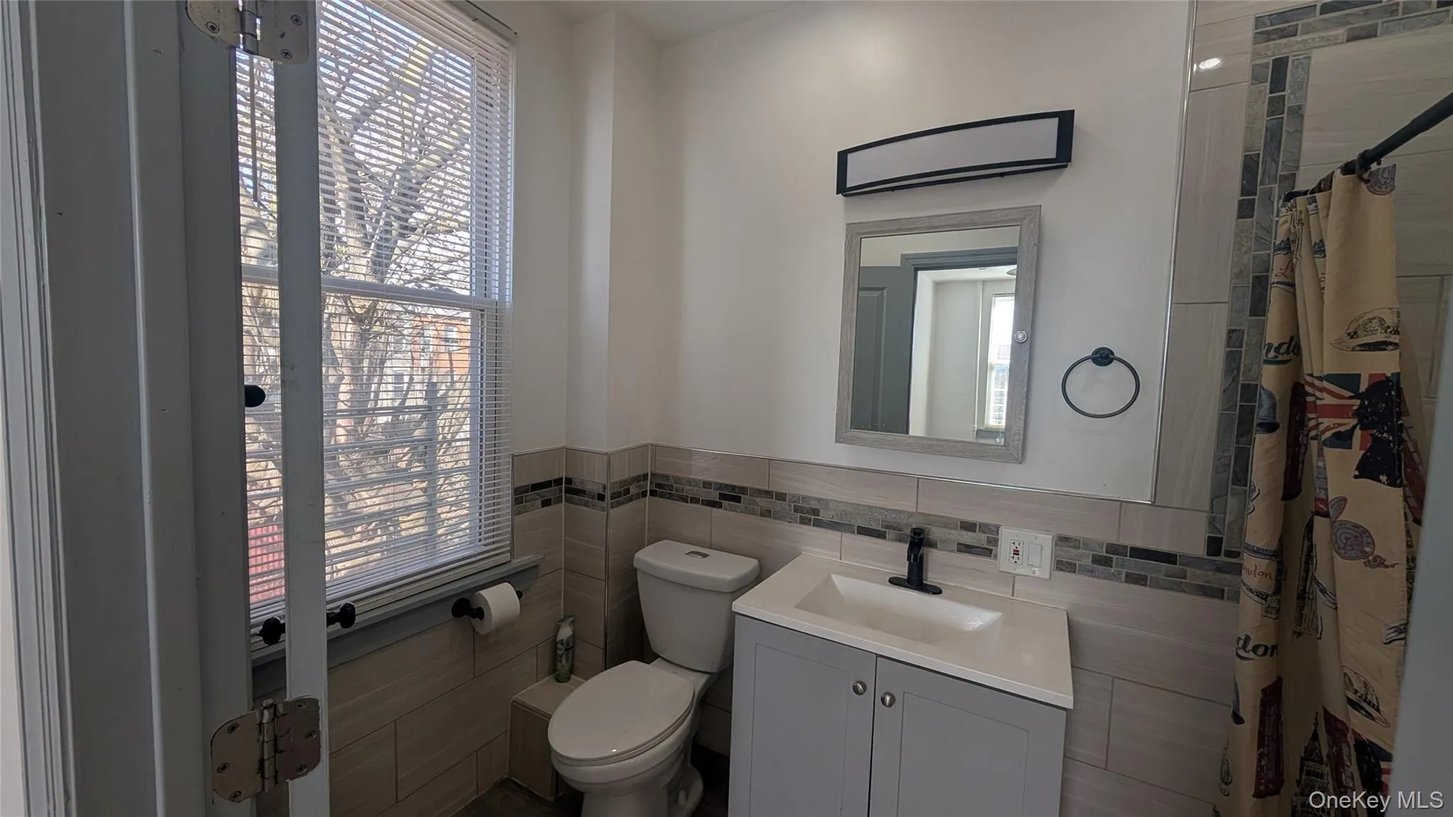 170 Bradford Street, New York, NY, 2 Bedrooms Bedrooms, 4 Rooms Rooms,1 BathroomBathrooms,Residential Lease,For Rent,Bradford,0,975537 170 Bradford Street, New York, NY, 2 Bedrooms Bedrooms, 4 Rooms Rooms,1 BathroomBathrooms,Residential Lease,For Rent,Bradford,0,975537