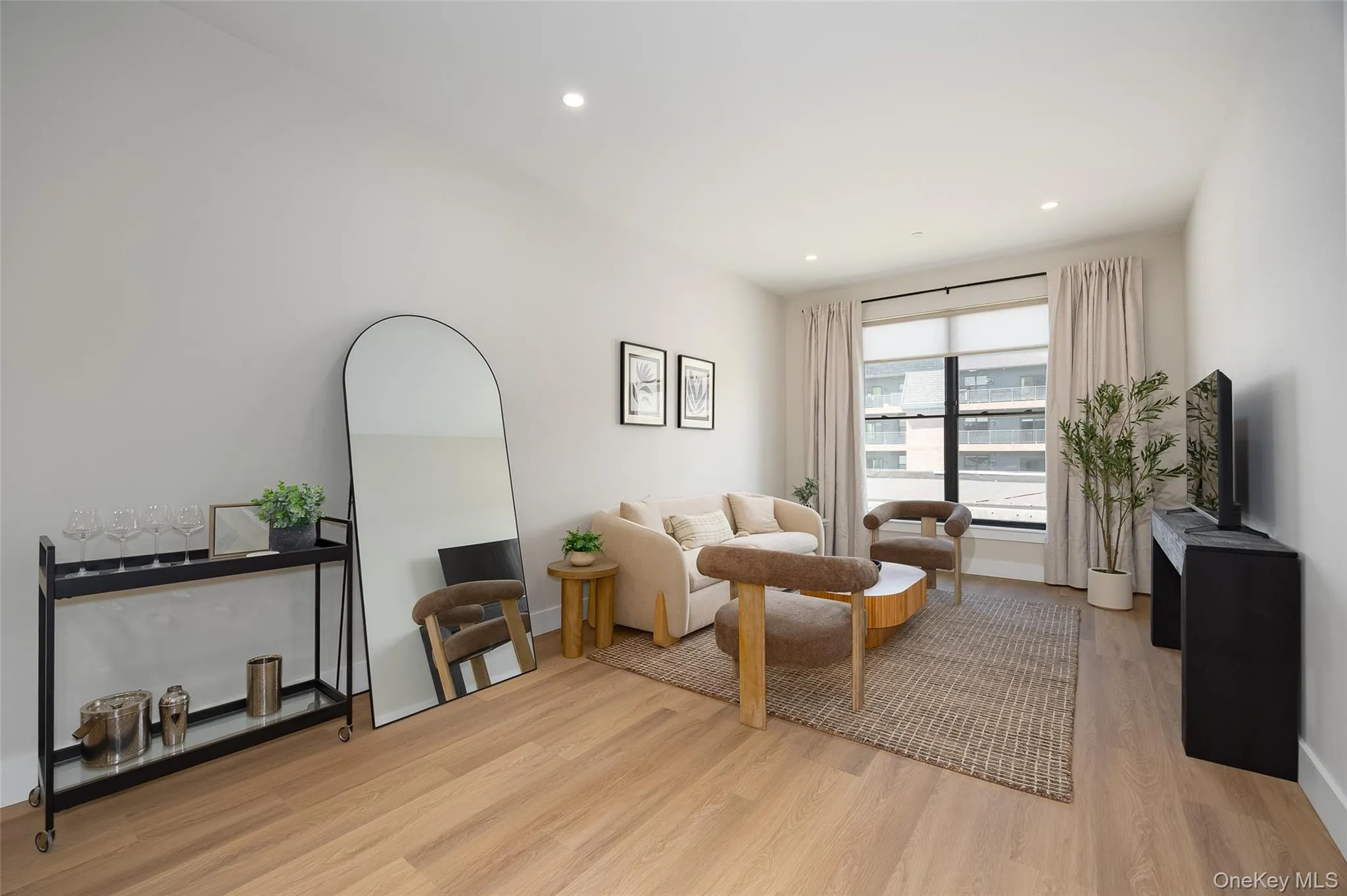 364 Main Street, Beacon, NY, 1 Bedroom Bedrooms, 5 Rooms Rooms,2 BathroomsBathrooms,Residential Lease,For Rent,Main,0,975538 364 Main Street, Beacon, NY, 1 Bedroom Bedrooms, 5 Rooms Rooms,2 BathroomsBathrooms,Residential Lease,For Rent,Main,0,975538