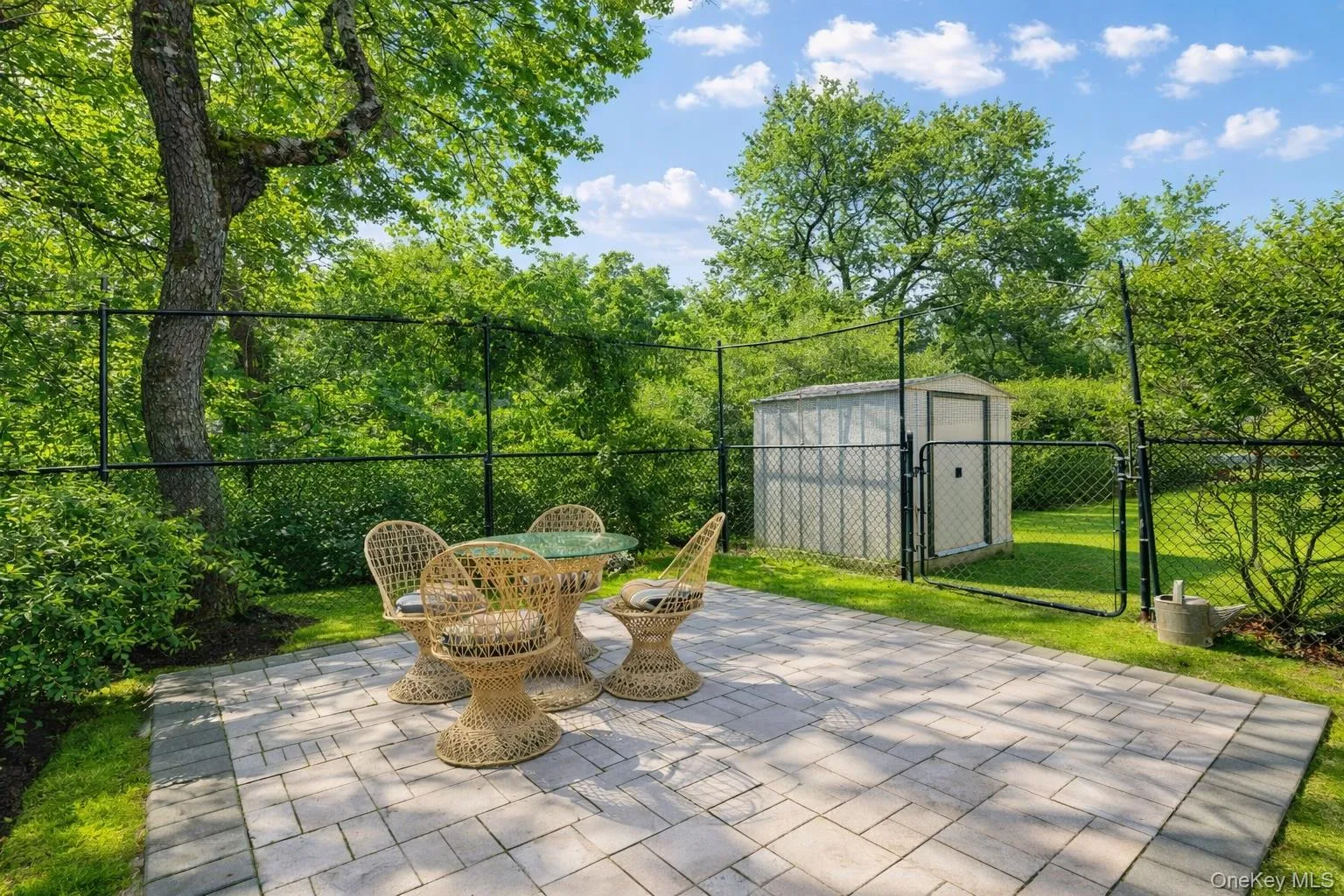 785 The Strand, Southold, NY, 4 Bedrooms Bedrooms, 10 Rooms Rooms,3 BathroomsBathrooms,Residential,For Rent,The Strand,0,975549 785 The Strand, Southold, NY, 4 Bedrooms Bedrooms, 10 Rooms Rooms,3 BathroomsBathrooms,Residential,For Rent,The Strand,0,975549