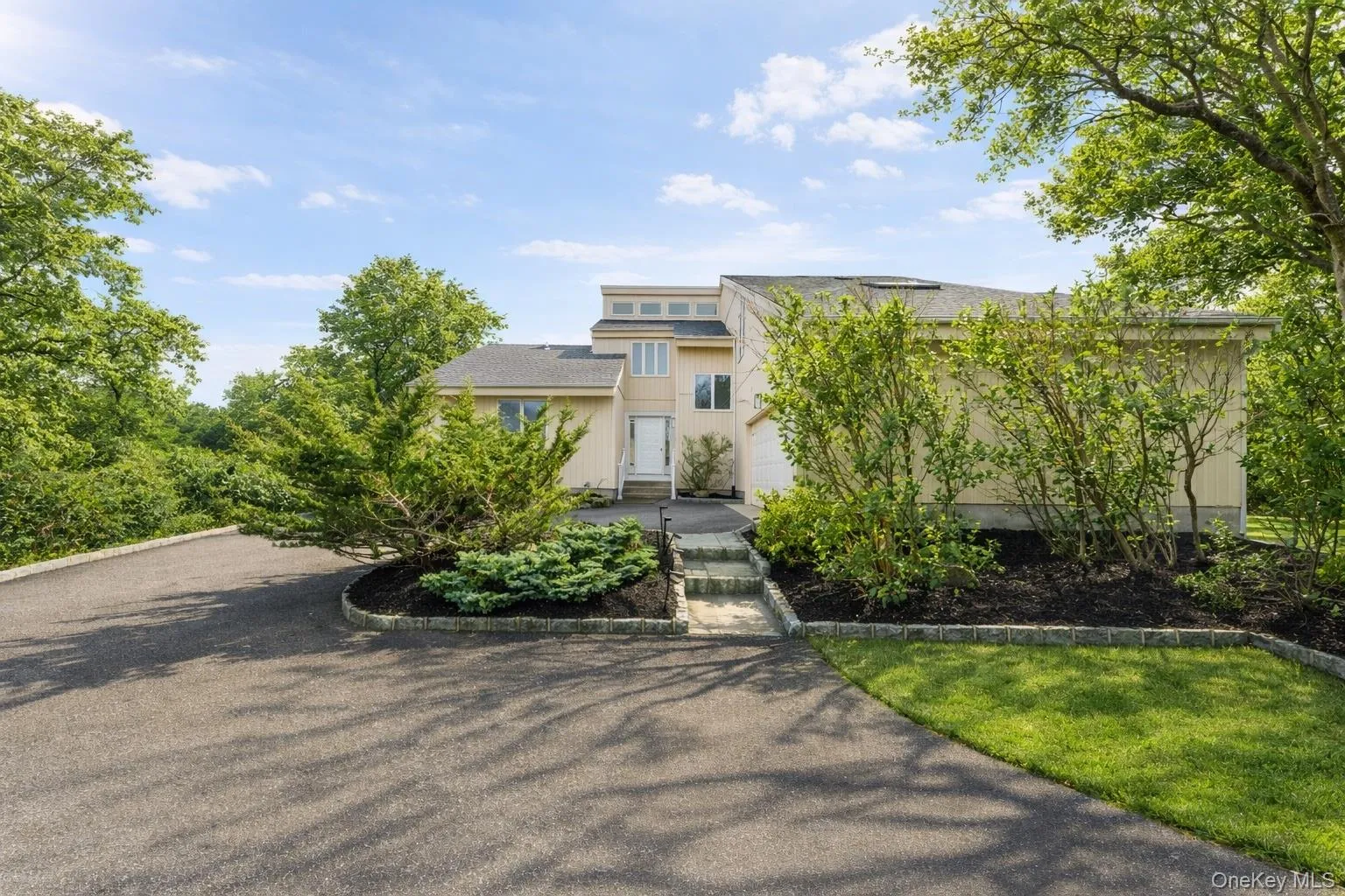 785 The Strand, Southold, NY, 4 Bedrooms Bedrooms, 10 Rooms Rooms,3 BathroomsBathrooms,Residential,For Rent,The Strand,0,975549 785 The Strand, Southold, NY, 4 Bedrooms Bedrooms, 10 Rooms Rooms,3 BathroomsBathrooms,Residential,For Rent,The Strand,0,975549