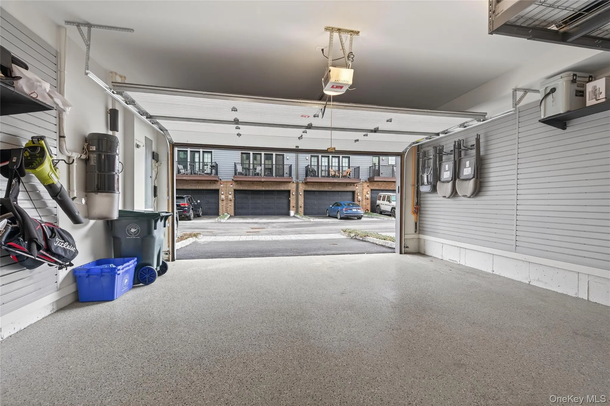 348 Horseman Boulevard, Mount Pleasant, NY, 3 Bedrooms Bedrooms, 8 Rooms Rooms,2 BathroomsBathrooms,Residential Lease,For Rent,Horseman,0,975551 348 Horseman Boulevard, Mount Pleasant, NY, 3 Bedrooms Bedrooms, 8 Rooms Rooms,2 BathroomsBathrooms,Residential Lease,For Rent,Horseman,0,975551