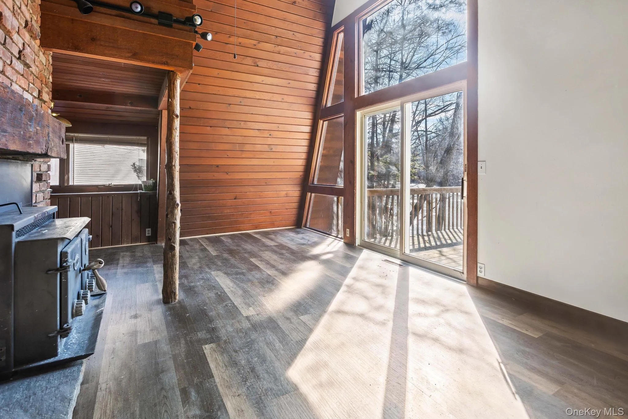 304 Lake Lodge Drive, Pleasant Valley, NY, 1 Bedroom Bedrooms, 4 Rooms Rooms,1 BathroomBathrooms,Residential Lease,For Rent,Lake Lodge,0,975559 304 Lake Lodge Drive, Pleasant Valley, NY, 1 Bedroom Bedrooms, 4 Rooms Rooms,1 BathroomBathrooms,Residential Lease,For Rent,Lake Lodge,0,975559