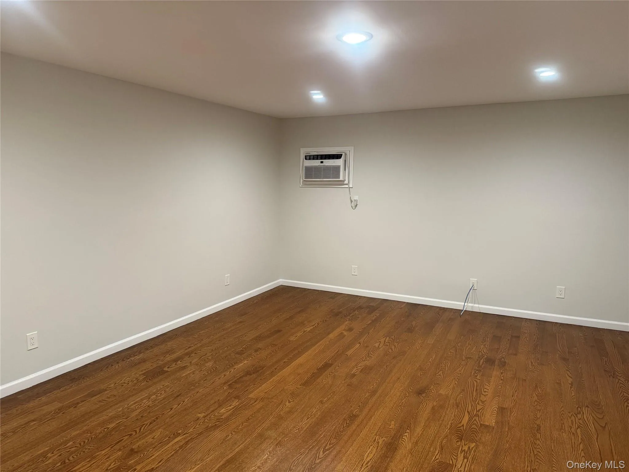 18 Juniper Road, North Hempstead, NY, 2 Bedrooms Bedrooms, 5 Rooms Rooms,1 BathroomBathrooms,Residential Lease,For Rent,Juniper,0,975588 18 Juniper Road, North Hempstead, NY, 2 Bedrooms Bedrooms, 5 Rooms Rooms,1 BathroomBathrooms,Residential Lease,For Rent,Juniper,0,975588