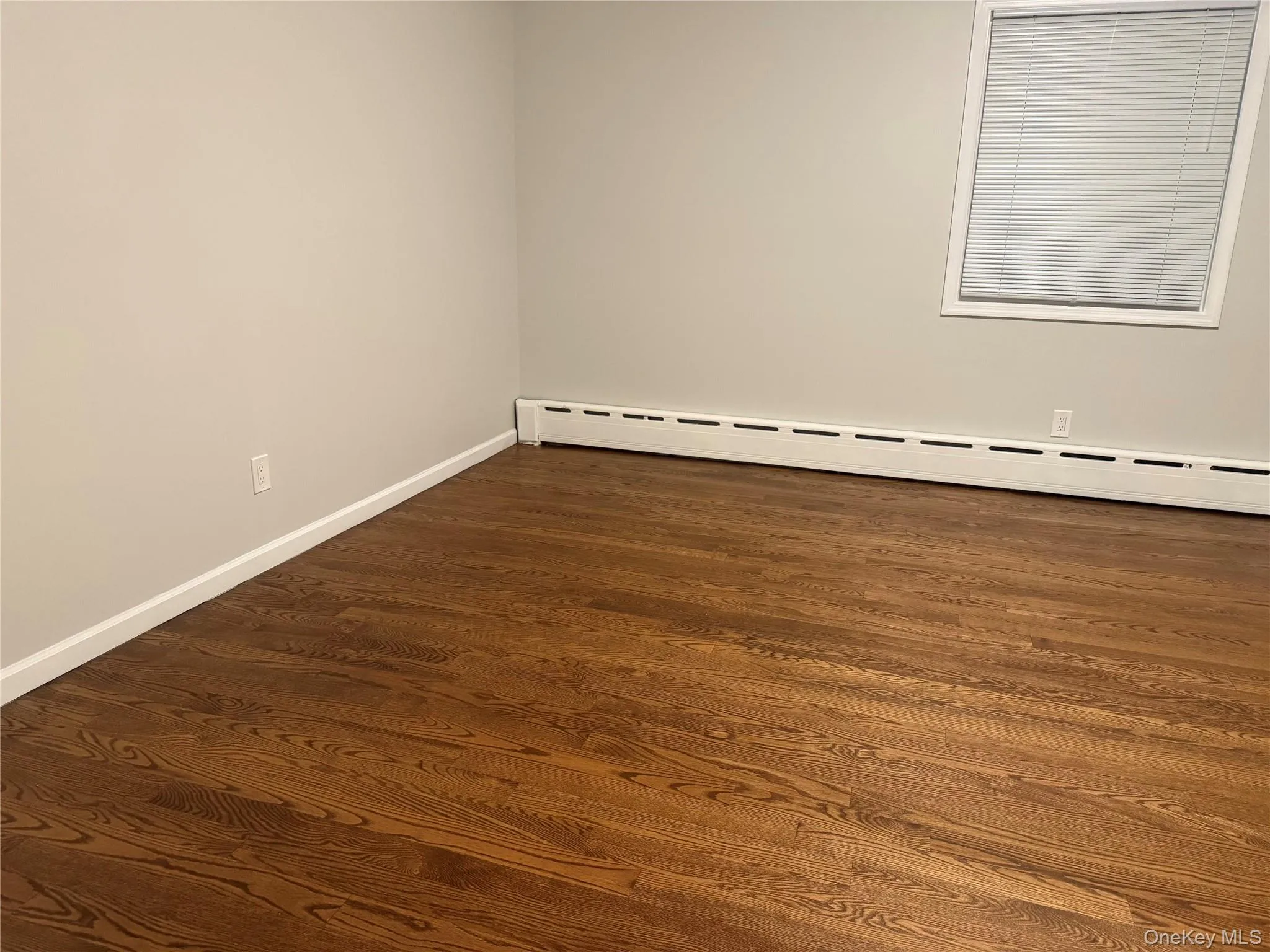 18 Juniper Road, North Hempstead, NY, 2 Bedrooms Bedrooms, 5 Rooms Rooms,1 BathroomBathrooms,Residential Lease,For Rent,Juniper,0,975588 18 Juniper Road, North Hempstead, NY, 2 Bedrooms Bedrooms, 5 Rooms Rooms,1 BathroomBathrooms,Residential Lease,For Rent,Juniper,0,975588