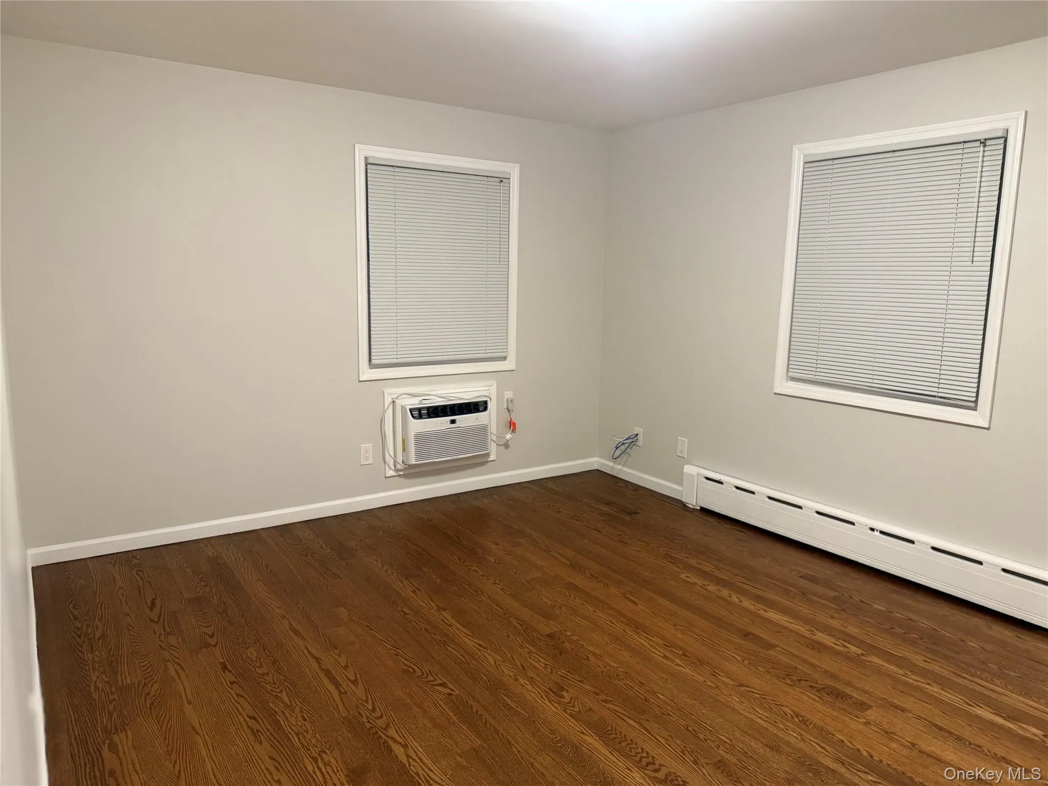18 Juniper Road, North Hempstead, NY, 2 Bedrooms Bedrooms, 5 Rooms Rooms,1 BathroomBathrooms,Residential Lease,For Rent,Juniper,0,975588 18 Juniper Road, North Hempstead, NY, 2 Bedrooms Bedrooms, 5 Rooms Rooms,1 BathroomBathrooms,Residential Lease,For Rent,Juniper,0,975588