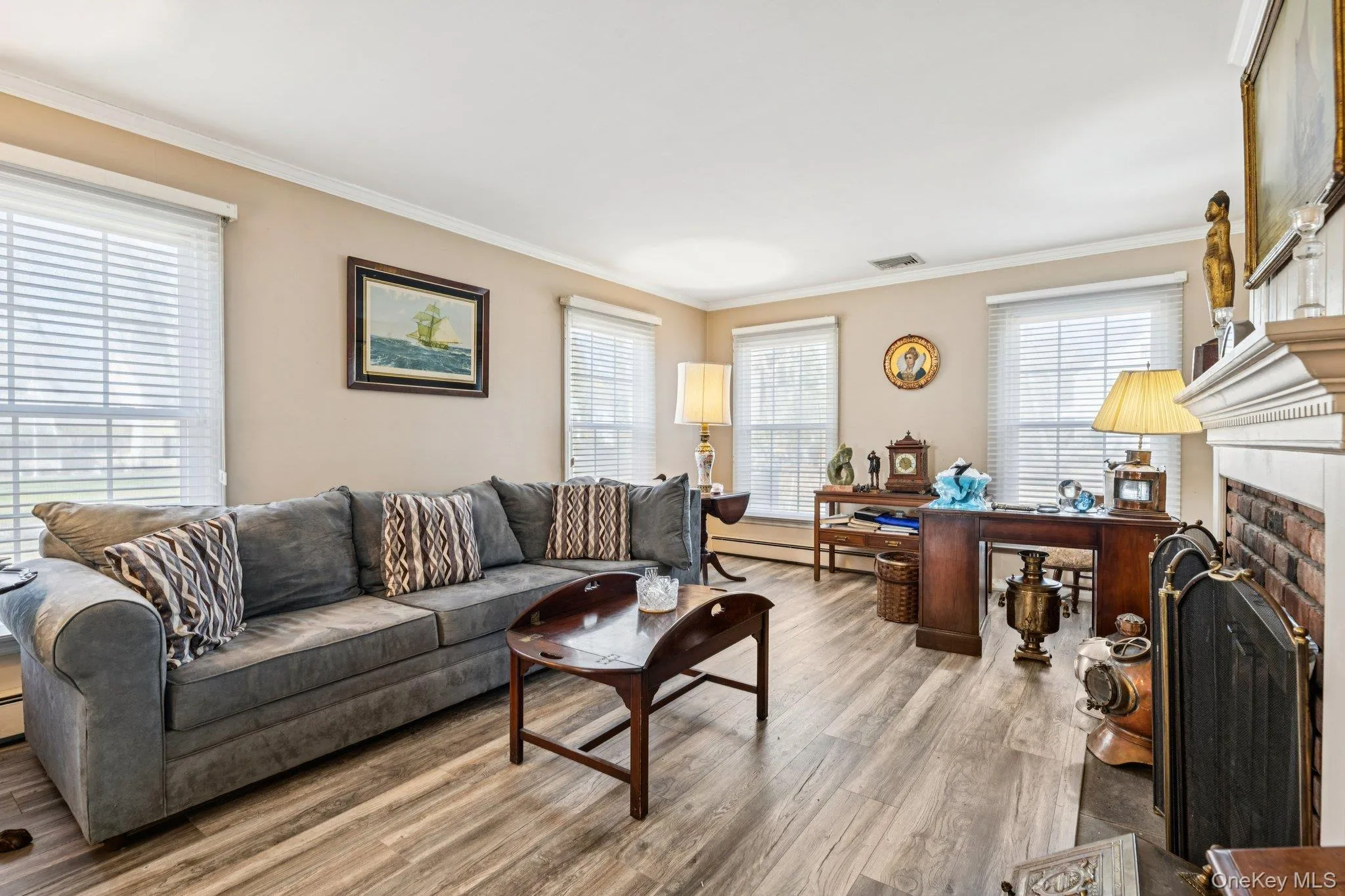 Large Formal Living Room Large Formal Living Room