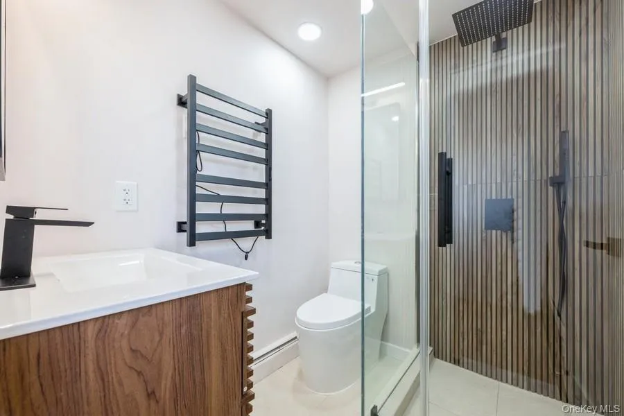 482 Harbor Drive, Hempstead, NY, 4 Bedrooms Bedrooms, 9 Rooms Rooms,2 BathroomsBathrooms,Residential Lease,For Rent,Harbor,0,975615 482 Harbor Drive, Hempstead, NY, 4 Bedrooms Bedrooms, 9 Rooms Rooms,2 BathroomsBathrooms,Residential Lease,For Rent,Harbor,0,975615