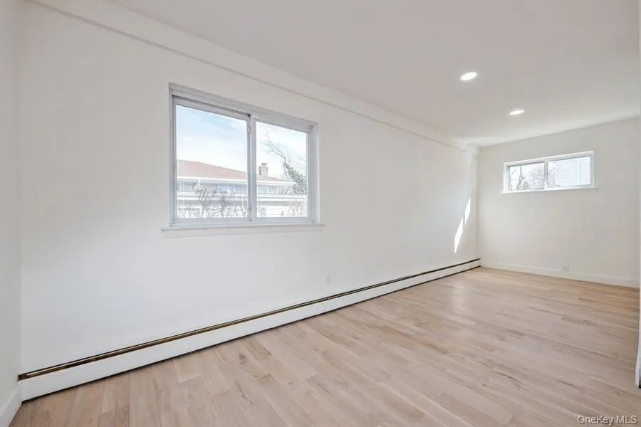 482 Harbor Drive, Hempstead, NY, 4 Bedrooms Bedrooms, 9 Rooms Rooms,2 BathroomsBathrooms,Residential Lease,For Rent,Harbor,0,975615 482 Harbor Drive, Hempstead, NY, 4 Bedrooms Bedrooms, 9 Rooms Rooms,2 BathroomsBathrooms,Residential Lease,For Rent,Harbor,0,975615