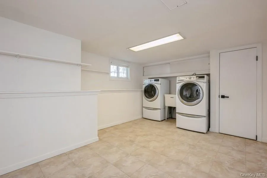 482 Harbor Drive, Hempstead, NY, 4 Bedrooms Bedrooms, 9 Rooms Rooms,2 BathroomsBathrooms,Residential Lease,For Rent,Harbor,0,975615 482 Harbor Drive, Hempstead, NY, 4 Bedrooms Bedrooms, 9 Rooms Rooms,2 BathroomsBathrooms,Residential Lease,For Rent,Harbor,0,975615
