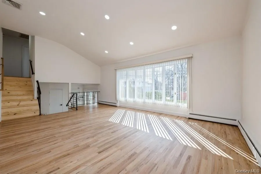 482 Harbor Drive, Hempstead, NY, 4 Bedrooms Bedrooms, 9 Rooms Rooms,2 BathroomsBathrooms,Residential Lease,For Rent,Harbor,0,975615 482 Harbor Drive, Hempstead, NY, 4 Bedrooms Bedrooms, 9 Rooms Rooms,2 BathroomsBathrooms,Residential Lease,For Rent,Harbor,0,975615