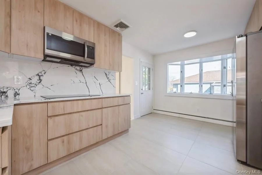 482 Harbor Drive, Hempstead, NY, 4 Bedrooms Bedrooms, 9 Rooms Rooms,2 BathroomsBathrooms,Residential Lease,For Rent,Harbor,0,975615 482 Harbor Drive, Hempstead, NY, 4 Bedrooms Bedrooms, 9 Rooms Rooms,2 BathroomsBathrooms,Residential Lease,For Rent,Harbor,0,975615