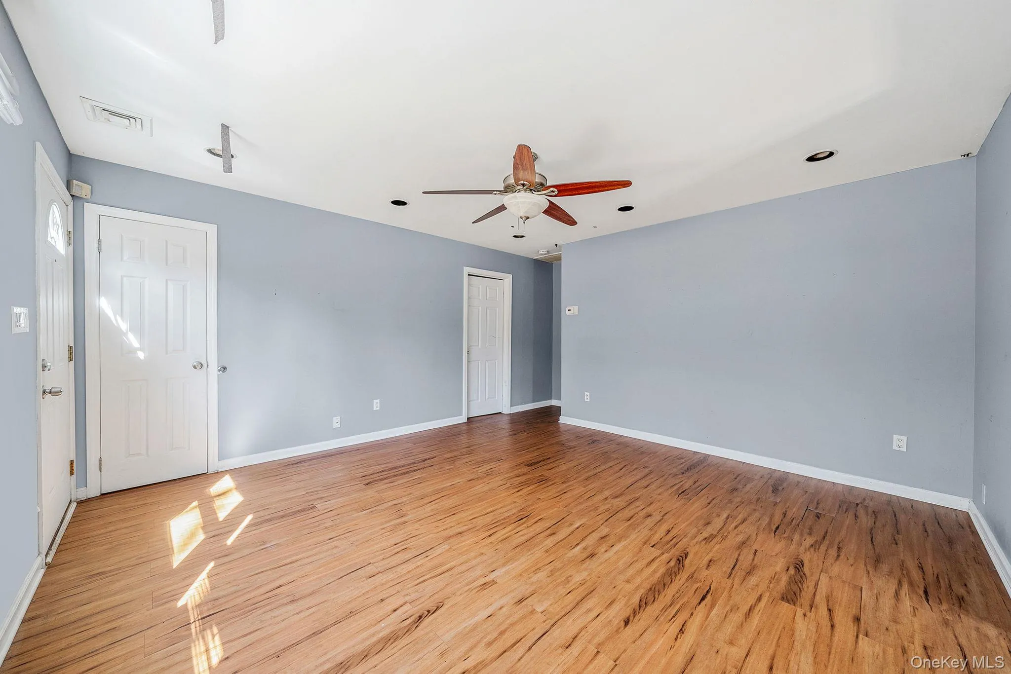 2 Buchanan Avenue, Brookhaven, NY, 4 Bedrooms Bedrooms, 9 Rooms Rooms,3 BathroomsBathrooms,Residential,For Rent,Buchanan,0,975642 2 Buchanan Avenue, Brookhaven, NY, 4 Bedrooms Bedrooms, 9 Rooms Rooms,3 BathroomsBathrooms,Residential,For Rent,Buchanan,0,975642