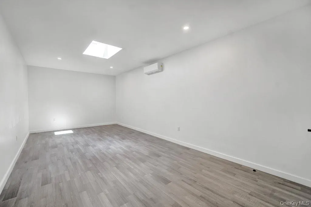 1707 Pitkin Avenue, New York, NY, 3 Bedrooms Bedrooms, 4 Rooms Rooms,2 BathroomsBathrooms,Residential Lease,For Rent,Pitkin,0,975651 1707 Pitkin Avenue, New York, NY, 3 Bedrooms Bedrooms, 4 Rooms Rooms,2 BathroomsBathrooms,Residential Lease,For Rent,Pitkin,0,975651