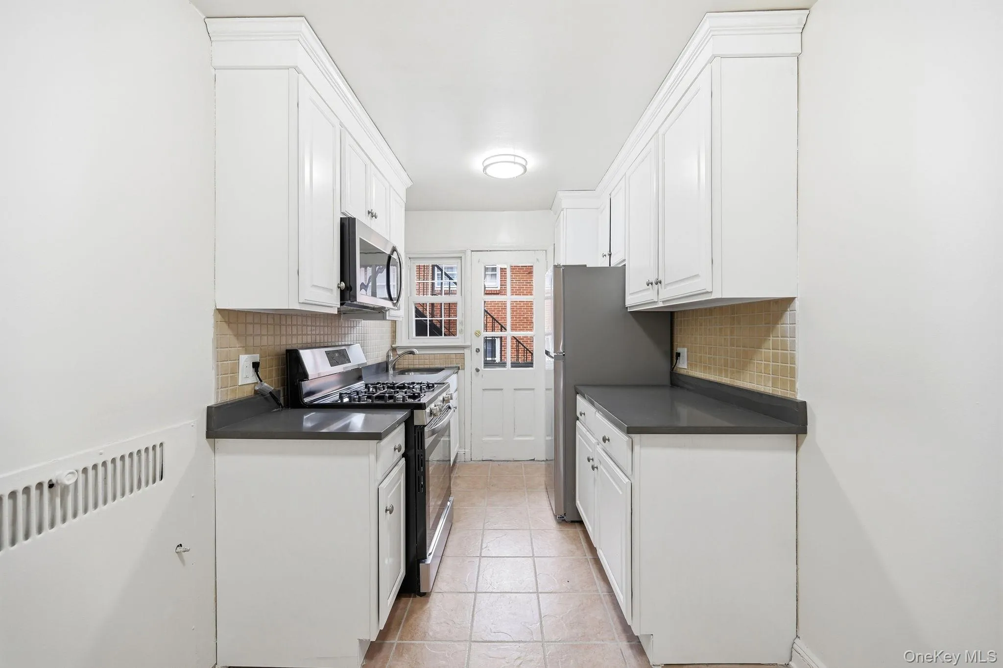 61 Davis Avenue, White Plains, NY, 1 Bedroom Bedrooms, 3 Rooms Rooms,1 BathroomBathrooms,Residential Lease,For Rent,Davis,0,975656 61 Davis Avenue, White Plains, NY, 1 Bedroom Bedrooms, 3 Rooms Rooms,1 BathroomBathrooms,Residential Lease,For Rent,Davis,0,975656