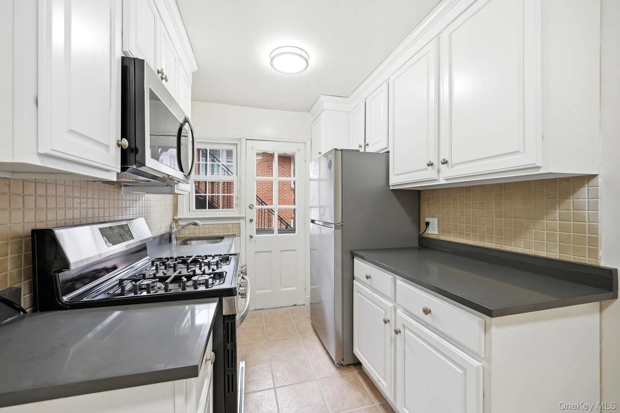 61 Davis Avenue, White Plains, NY, 1 Bedroom Bedrooms, 3 Rooms Rooms,1 BathroomBathrooms,Residential Lease,For Rent,Davis,0,975656 61 Davis Avenue, White Plains, NY, 1 Bedroom Bedrooms, 3 Rooms Rooms,1 BathroomBathrooms,Residential Lease,For Rent,Davis,0,975656