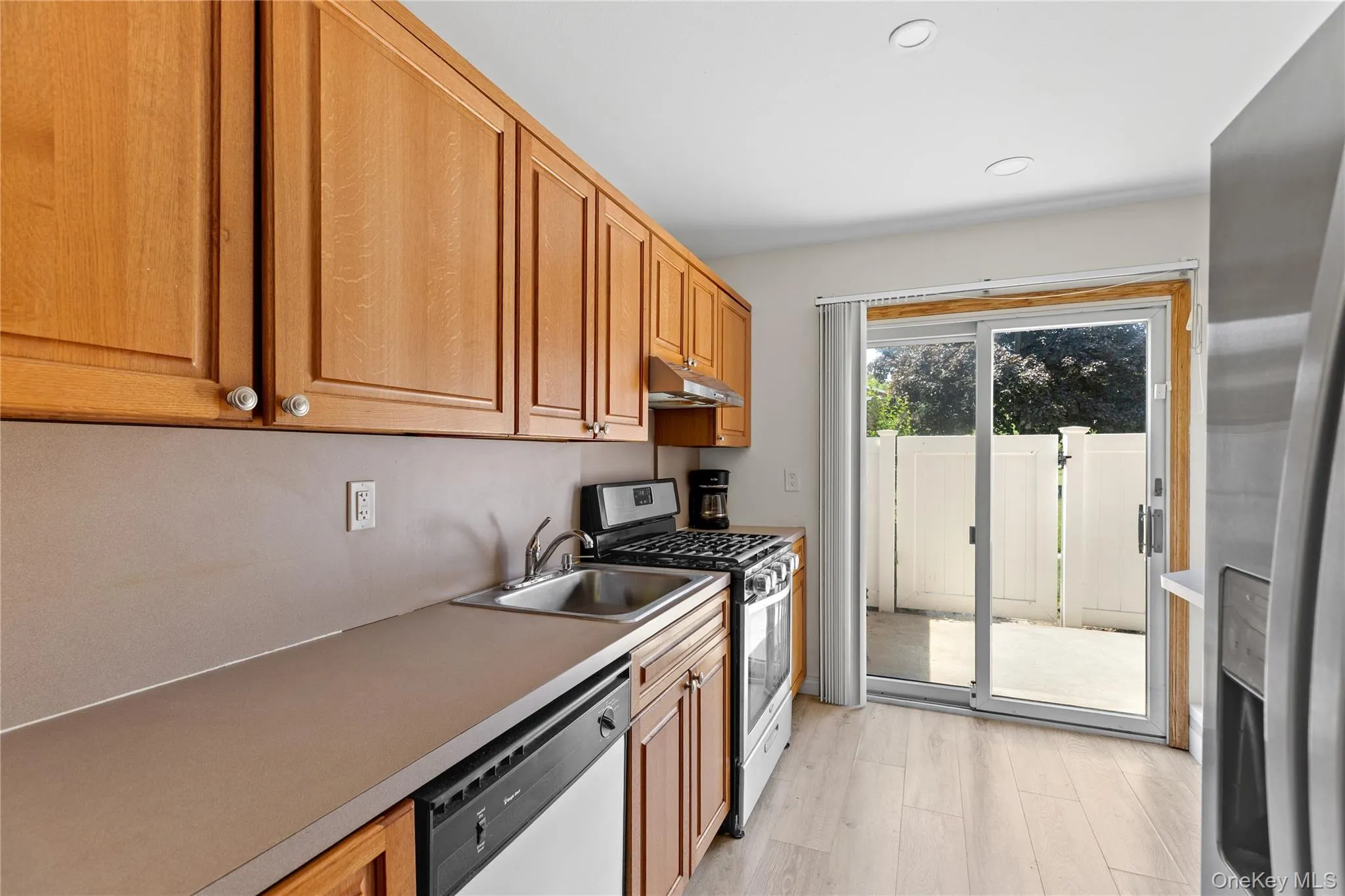 460 Old Town Road, Brookhaven, NY, 2 Bedrooms Bedrooms, 6 Rooms Rooms,1 BathroomBathrooms,Residential,For Rent,Old Town,0,975657 460 Old Town Road, Brookhaven, NY, 2 Bedrooms Bedrooms, 6 Rooms Rooms,1 BathroomBathrooms,Residential,For Rent,Old Town,0,975657