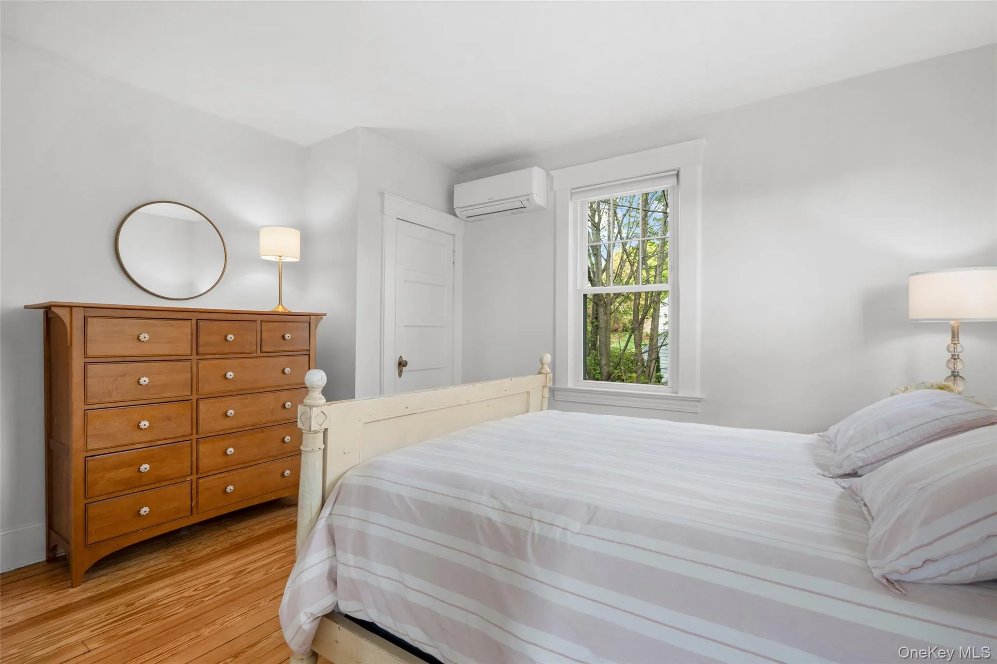 49 Weaver Street, Mamaroneck, NY, 3 Bedrooms Bedrooms, 6 Rooms Rooms,2 BathroomsBathrooms,Residential Lease,For Rent,Weaver,0,975665 49 Weaver Street, Mamaroneck, NY, 3 Bedrooms Bedrooms, 6 Rooms Rooms,2 BathroomsBathrooms,Residential Lease,For Rent,Weaver,0,975665