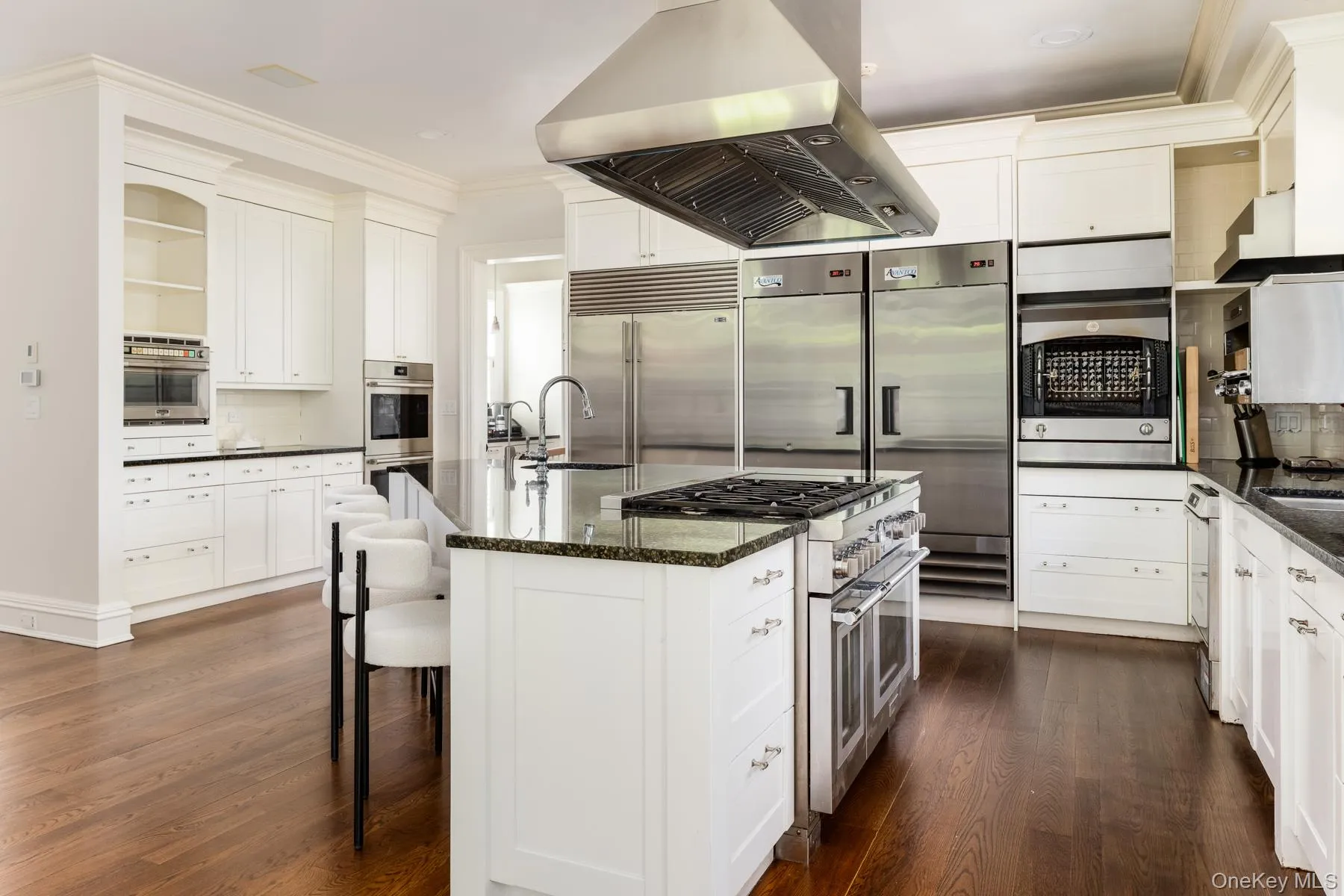 6 Stoneleigh Manor Lane, Harrison, NY, 6 Bedrooms Bedrooms, 17 Rooms Rooms,6 BathroomsBathrooms,Residential,For Rent,Stoneleigh Manor,0,975666 6 Stoneleigh Manor Lane, Harrison, NY, 6 Bedrooms Bedrooms, 17 Rooms Rooms,6 BathroomsBathrooms,Residential,For Rent,Stoneleigh Manor,0,975666