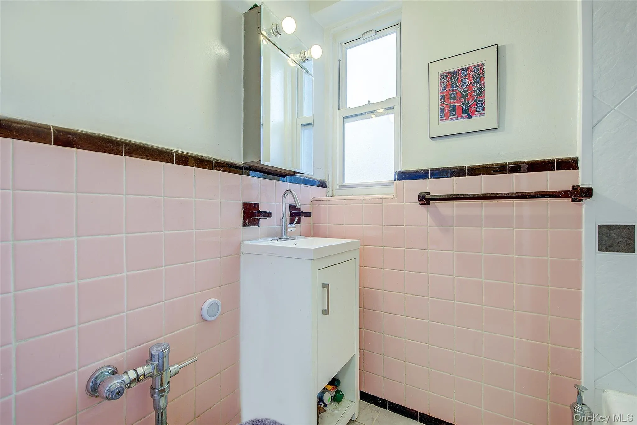 125-05 84th Avenue, New York, NY, 2 Rooms Rooms,1 BathroomBathrooms,Residential Sale,For Rent,84th,0,975671 125-05 84th Avenue, New York, NY, 2 Rooms Rooms,1 BathroomBathrooms,Residential Sale,For Rent,84th,0,975671