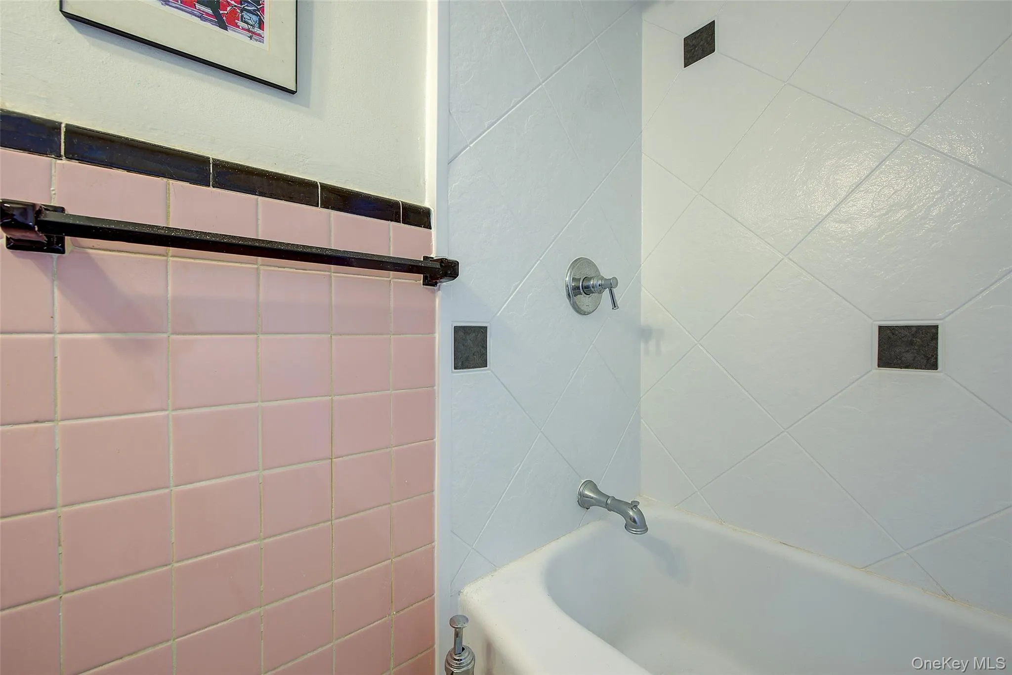 125-05 84th Avenue, New York, NY, 2 Rooms Rooms,1 BathroomBathrooms,Residential Sale,For Rent,84th,0,975671 125-05 84th Avenue, New York, NY, 2 Rooms Rooms,1 BathroomBathrooms,Residential Sale,For Rent,84th,0,975671