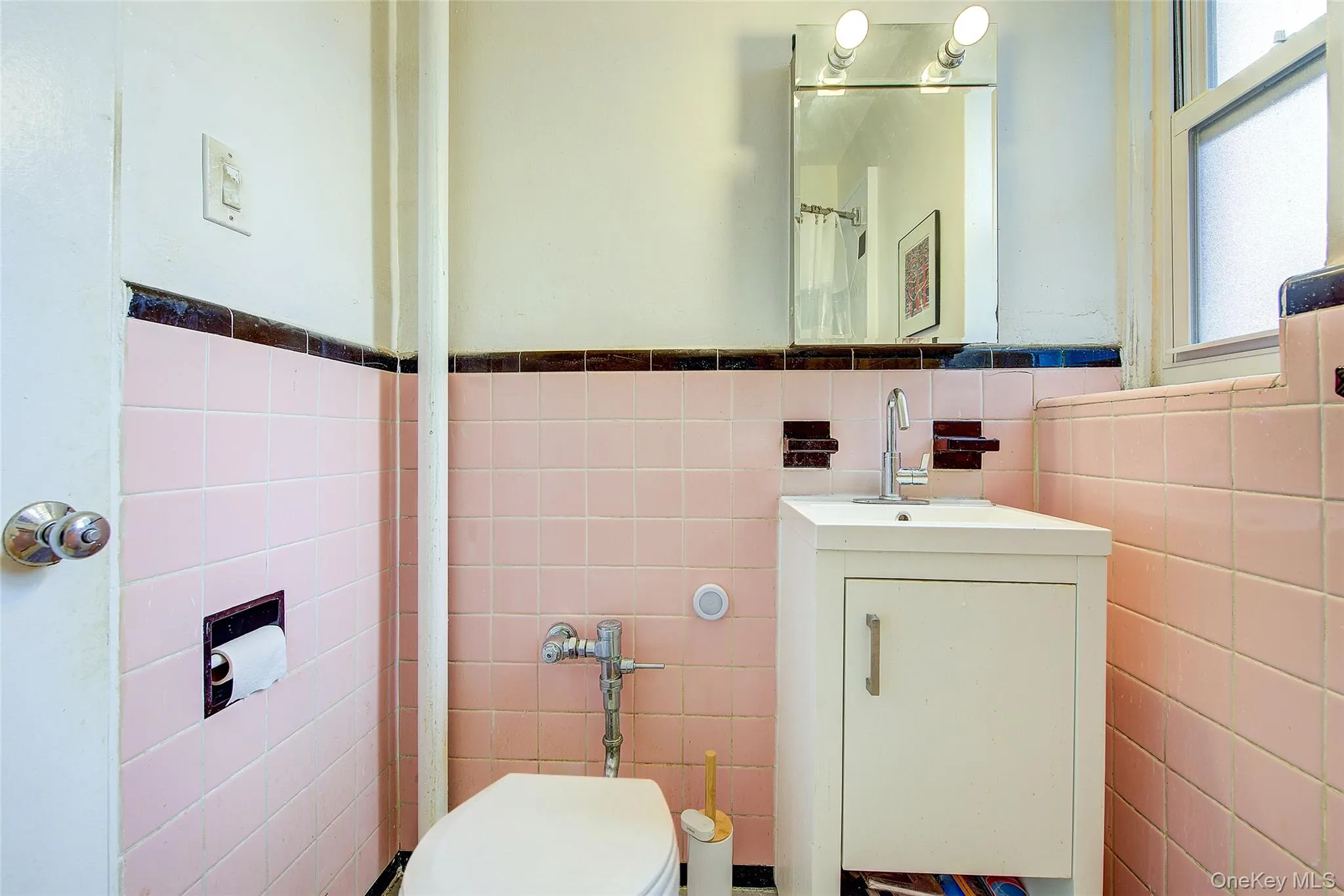 125-05 84th Avenue, New York, NY, 2 Rooms Rooms,1 BathroomBathrooms,Residential Sale,For Rent,84th,0,975671 125-05 84th Avenue, New York, NY, 2 Rooms Rooms,1 BathroomBathrooms,Residential Sale,For Rent,84th,0,975671