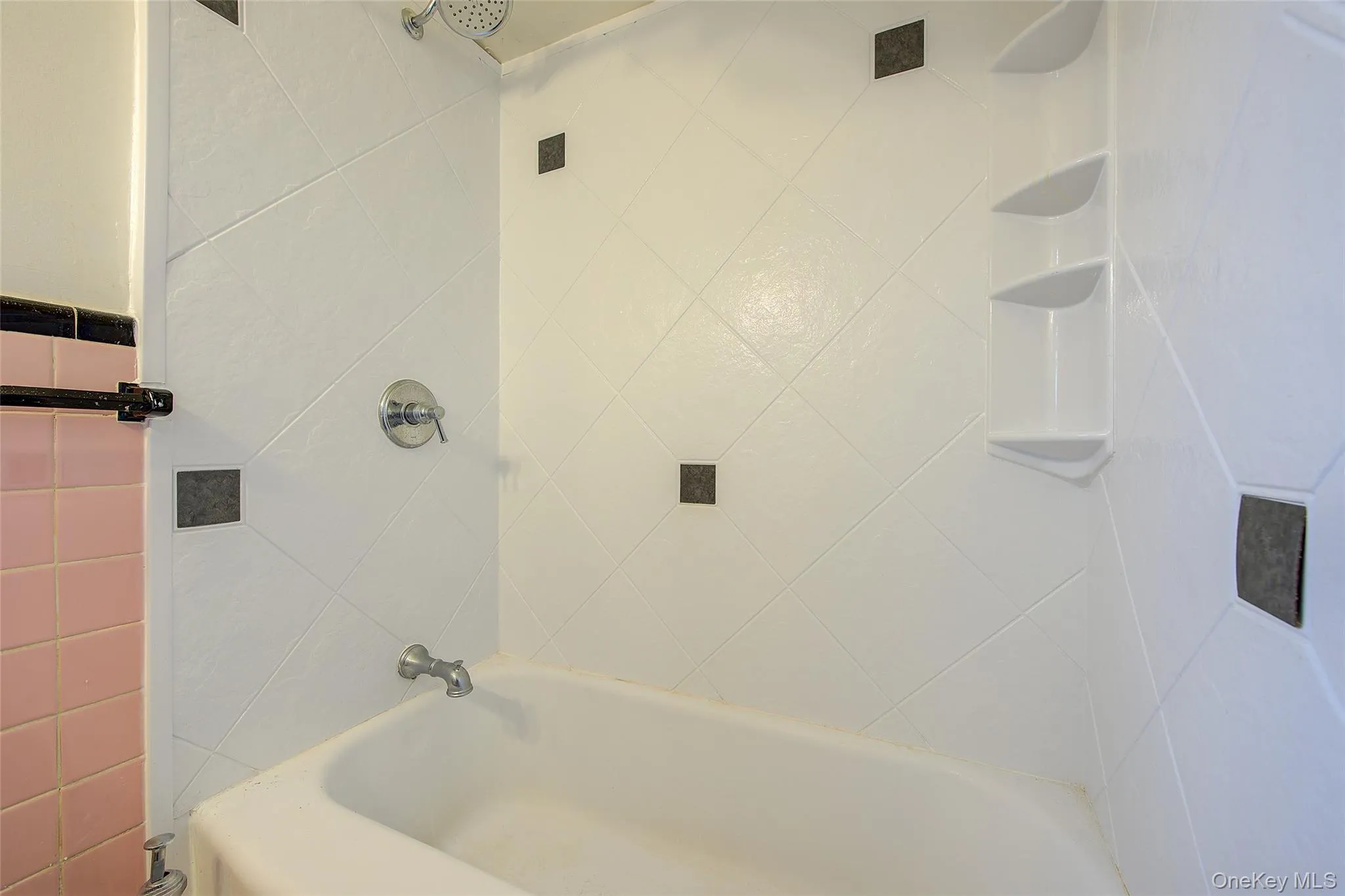 125-05 84th Avenue, New York, NY, 2 Rooms Rooms,1 BathroomBathrooms,Residential Sale,For Rent,84th,0,975671 125-05 84th Avenue, New York, NY, 2 Rooms Rooms,1 BathroomBathrooms,Residential Sale,For Rent,84th,0,975671