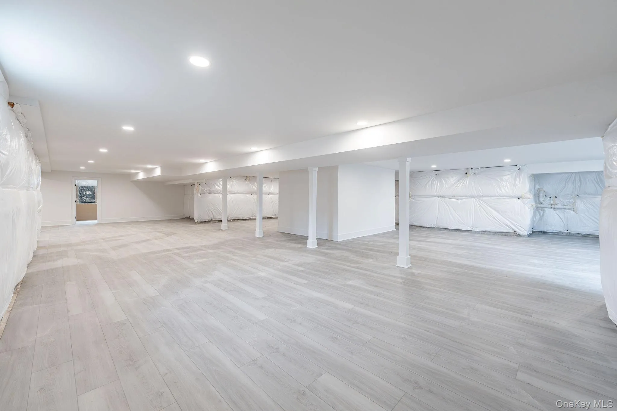 5 Sea Crest Court, Riverhead, NY, 4 Bedrooms Bedrooms, 9 Rooms Rooms,4 BathroomsBathrooms,Residential,For Rent,Sea Crest,0,975675 5 Sea Crest Court, Riverhead, NY, 4 Bedrooms Bedrooms, 9 Rooms Rooms,4 BathroomsBathrooms,Residential,For Rent,Sea Crest,0,975675