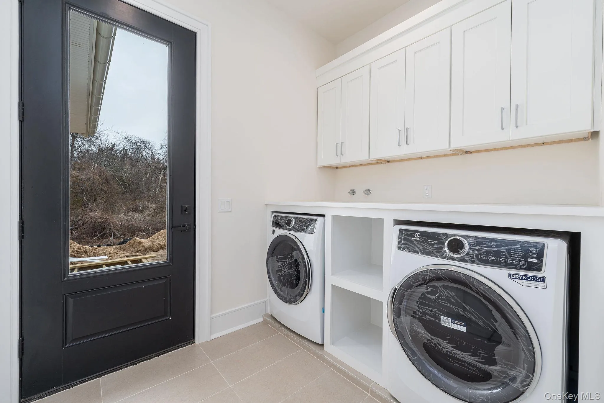 5 Sea Crest Court, Riverhead, NY, 4 Bedrooms Bedrooms, 9 Rooms Rooms,4 BathroomsBathrooms,Residential,For Rent,Sea Crest,0,975675 5 Sea Crest Court, Riverhead, NY, 4 Bedrooms Bedrooms, 9 Rooms Rooms,4 BathroomsBathrooms,Residential,For Rent,Sea Crest,0,975675