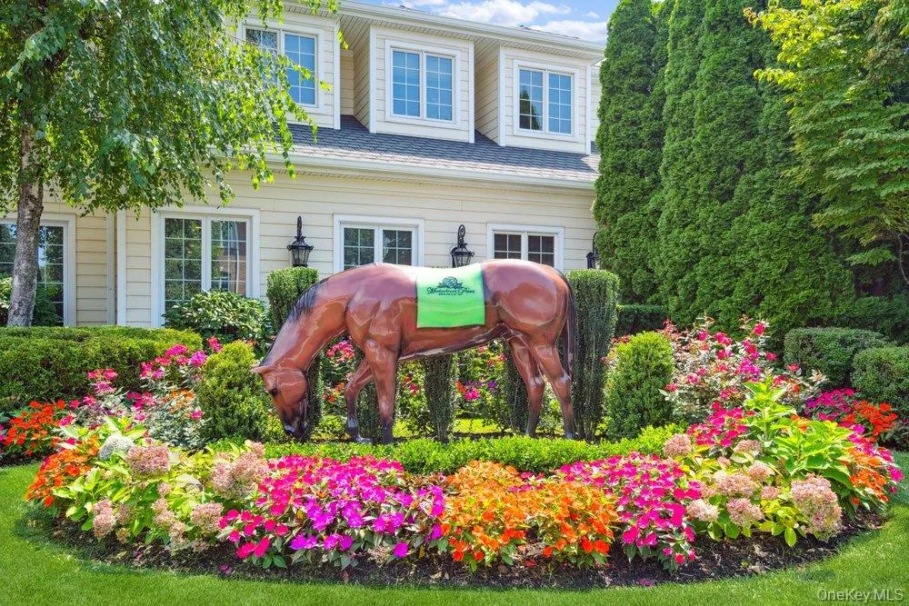 336 Trotting Lane, North Hempstead, NY, 2 Bedrooms Bedrooms, 5 Rooms Rooms,2 BathroomsBathrooms,Residential Lease,For Rent,Trotting,0,975682 336 Trotting Lane, North Hempstead, NY, 2 Bedrooms Bedrooms, 5 Rooms Rooms,2 BathroomsBathrooms,Residential Lease,For Rent,Trotting,0,975682