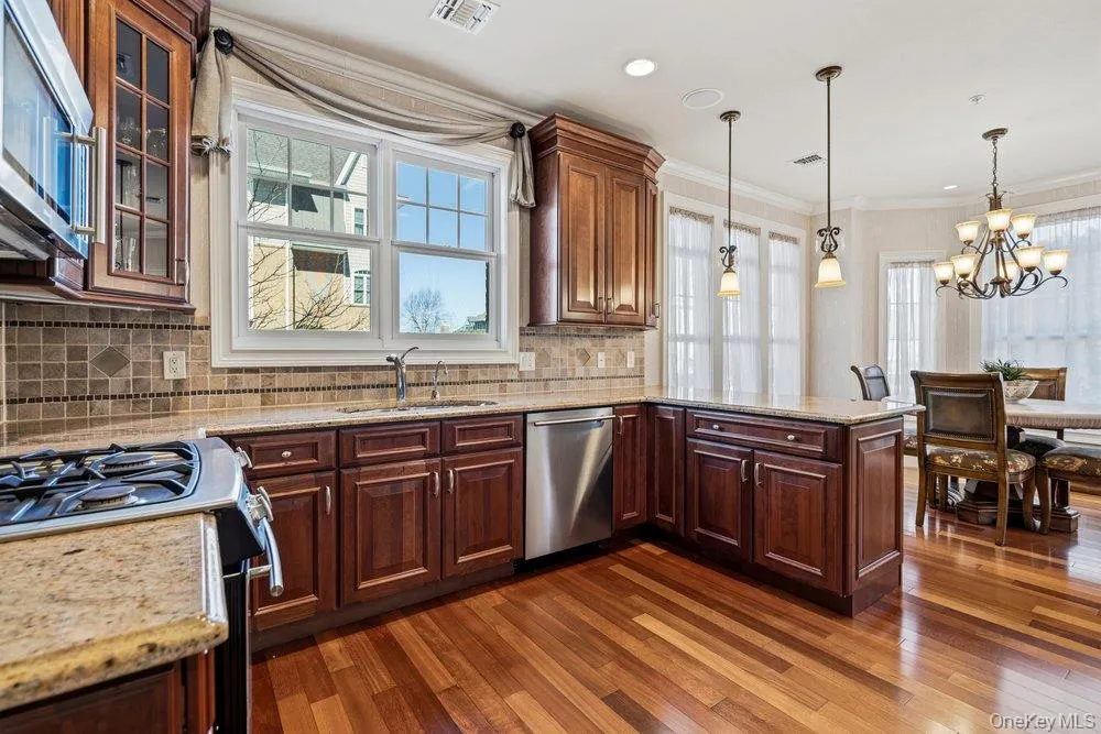 336 Trotting Lane, North Hempstead, NY, 2 Bedrooms Bedrooms, 5 Rooms Rooms,2 BathroomsBathrooms,Residential Lease,For Rent,Trotting,0,975682 336 Trotting Lane, North Hempstead, NY, 2 Bedrooms Bedrooms, 5 Rooms Rooms,2 BathroomsBathrooms,Residential Lease,For Rent,Trotting,0,975682