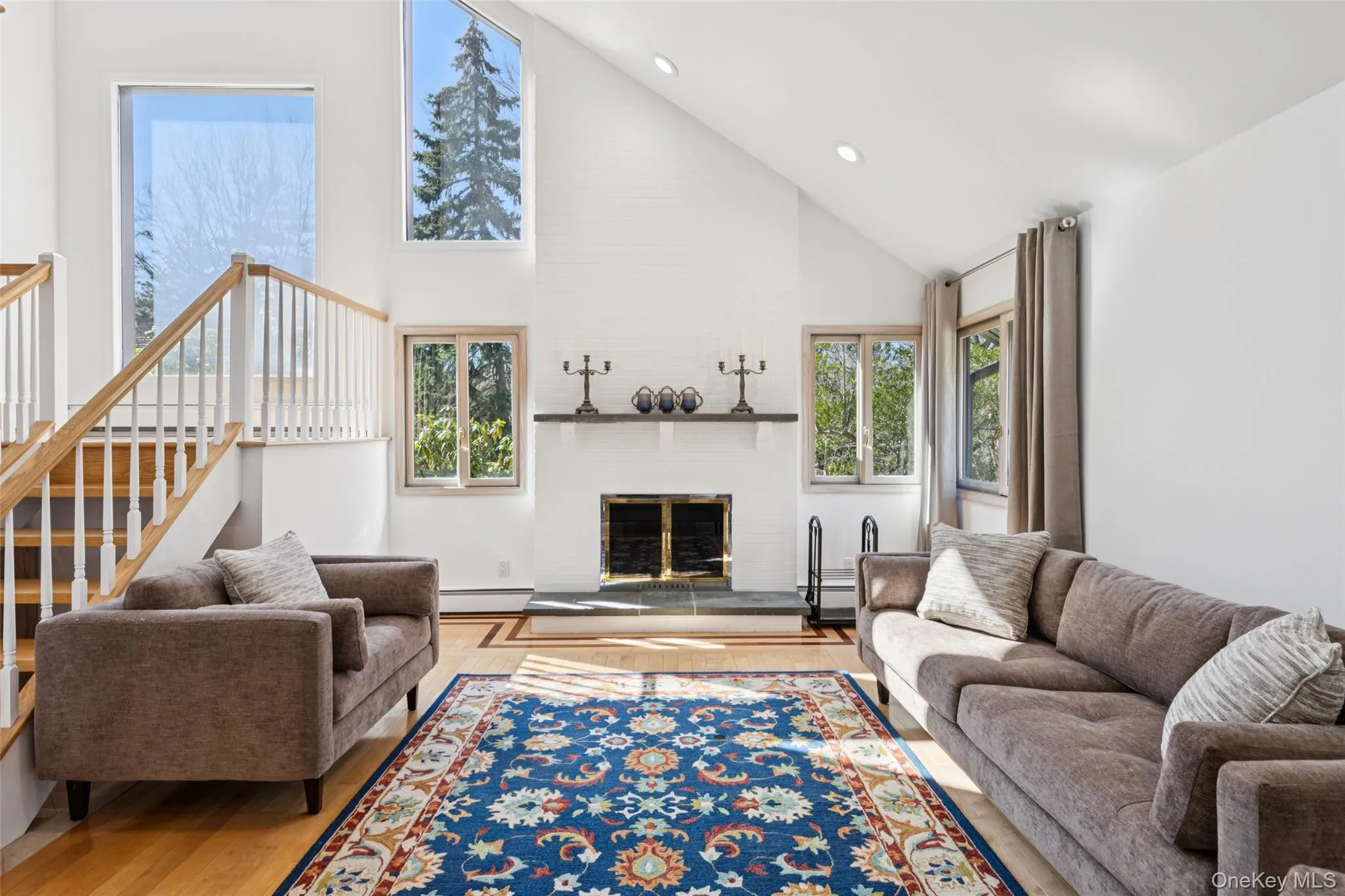 1 Allenby Drive, Smithtown, NY, 4 Bedrooms Bedrooms, 10 Rooms Rooms,2 BathroomsBathrooms,Residential,For Rent,Allenby,0,975697 1 Allenby Drive, Smithtown, NY, 4 Bedrooms Bedrooms, 10 Rooms Rooms,2 BathroomsBathrooms,Residential,For Rent,Allenby,0,975697