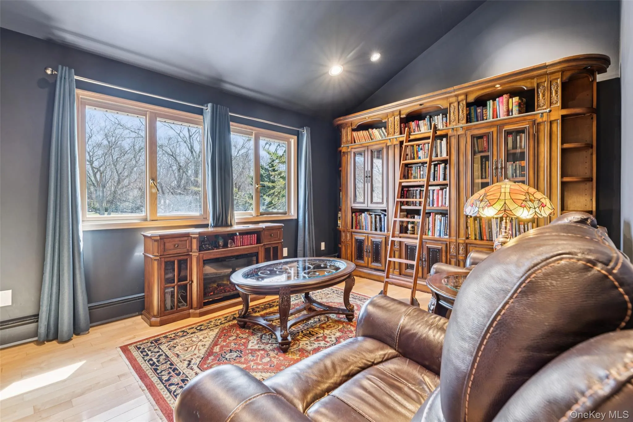 1 Allenby Drive, Smithtown, NY, 4 Bedrooms Bedrooms, 10 Rooms Rooms,2 BathroomsBathrooms,Residential,For Rent,Allenby,0,975697 1 Allenby Drive, Smithtown, NY, 4 Bedrooms Bedrooms, 10 Rooms Rooms,2 BathroomsBathrooms,Residential,For Rent,Allenby,0,975697