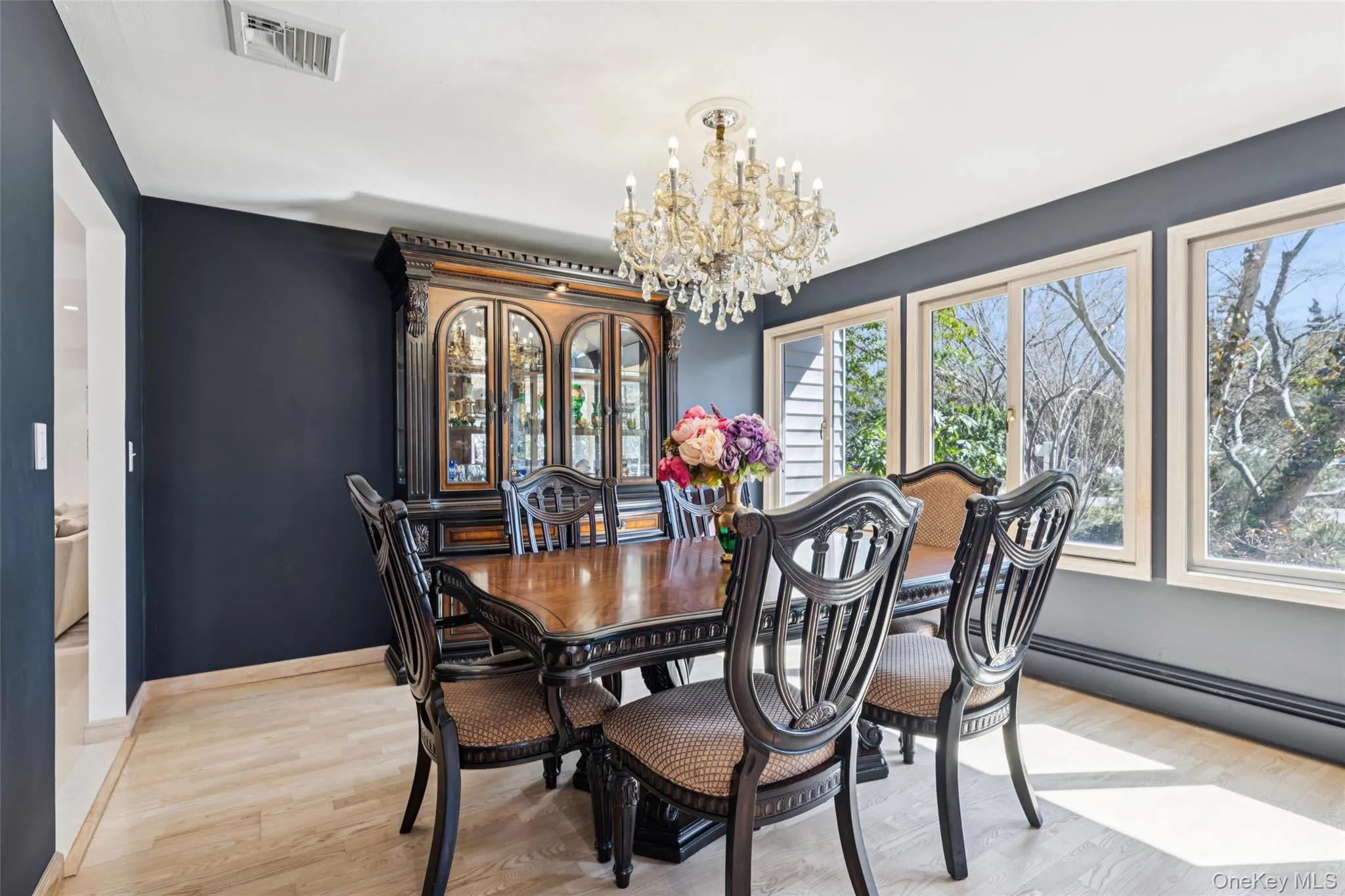 1 Allenby Drive, Smithtown, NY, 4 Bedrooms Bedrooms, 10 Rooms Rooms,2 BathroomsBathrooms,Residential,For Rent,Allenby,0,975697 1 Allenby Drive, Smithtown, NY, 4 Bedrooms Bedrooms, 10 Rooms Rooms,2 BathroomsBathrooms,Residential,For Rent,Allenby,0,975697