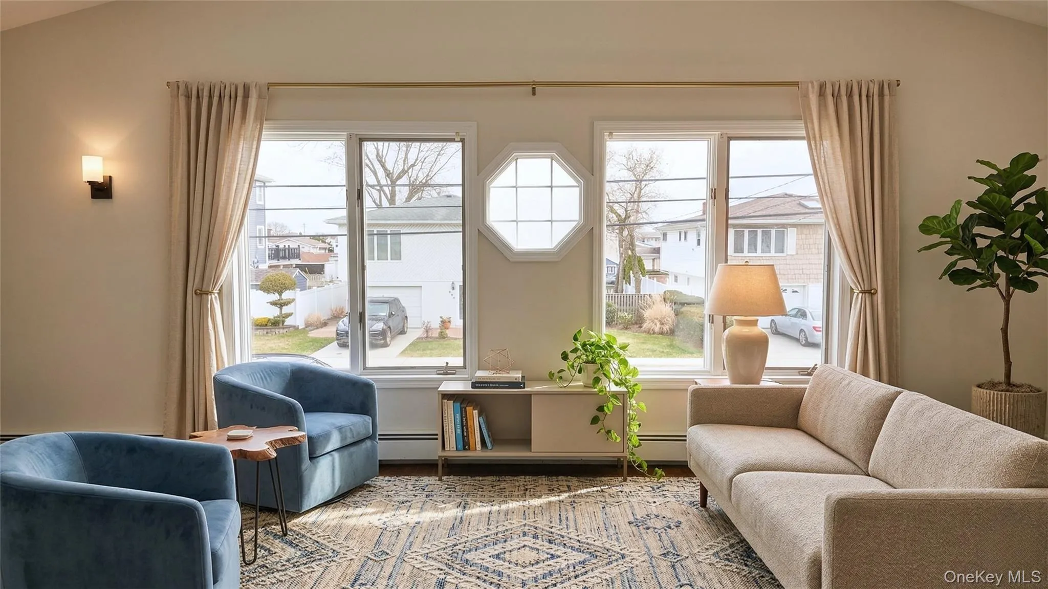 468 Nassau Avenue, Hempstead, NY, 3 Bedrooms Bedrooms, 5 Rooms Rooms,1 BathroomBathrooms,Residential Lease,For Rent,Nassau,0,975715 468 Nassau Avenue, Hempstead, NY, 3 Bedrooms Bedrooms, 5 Rooms Rooms,1 BathroomBathrooms,Residential Lease,For Rent,Nassau,0,975715