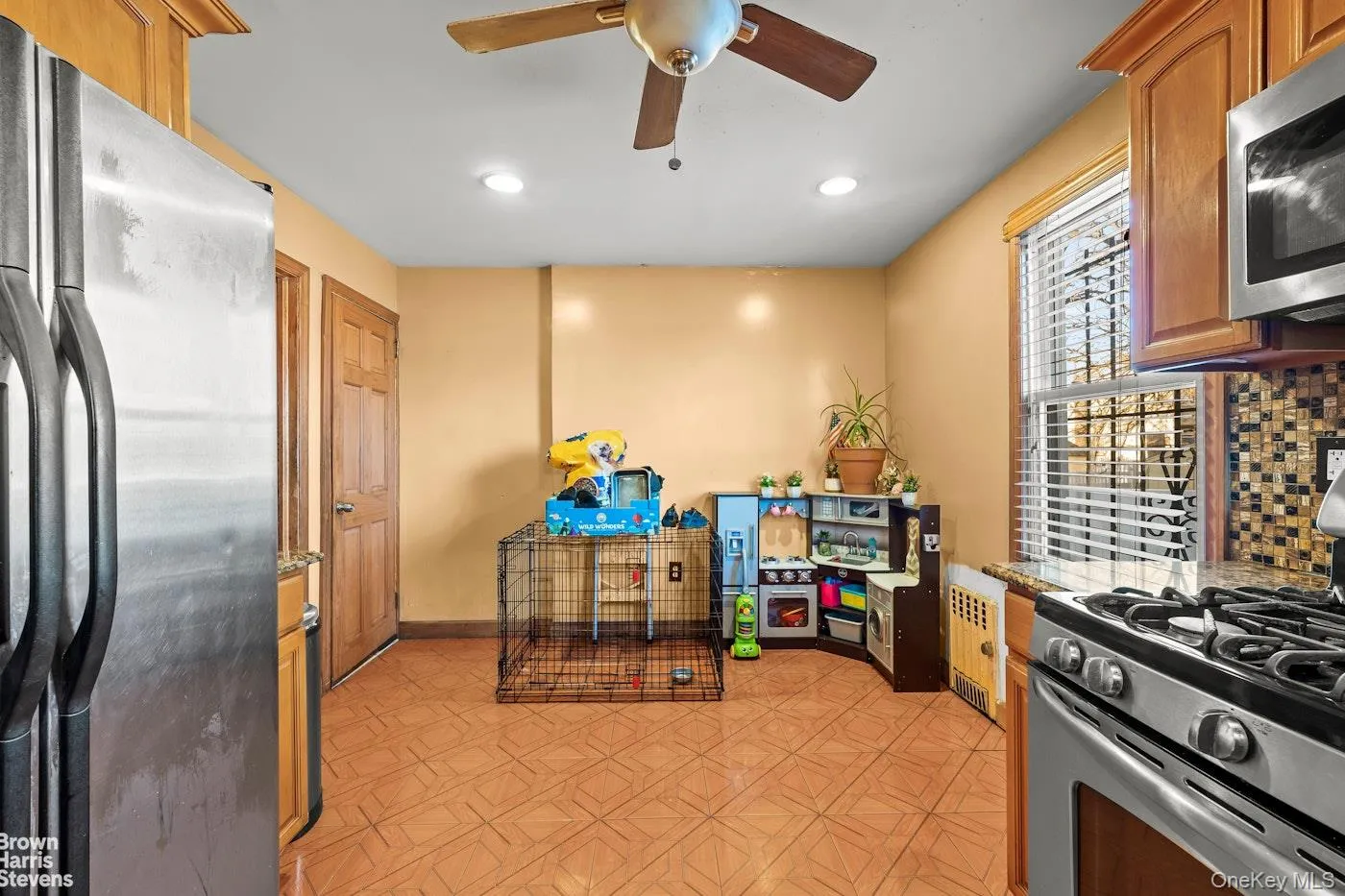 115-39 159th Street, New York, NY, 3 Bedrooms Bedrooms, 10 Rooms Rooms,1 BathroomBathrooms,Residential,For Rent,159th,0,KEY975719 115-39 159th Street, New York, NY, 3 Bedrooms Bedrooms, 10 Rooms Rooms,1 BathroomBathrooms,Residential,For Rent,159th,0,KEY975719