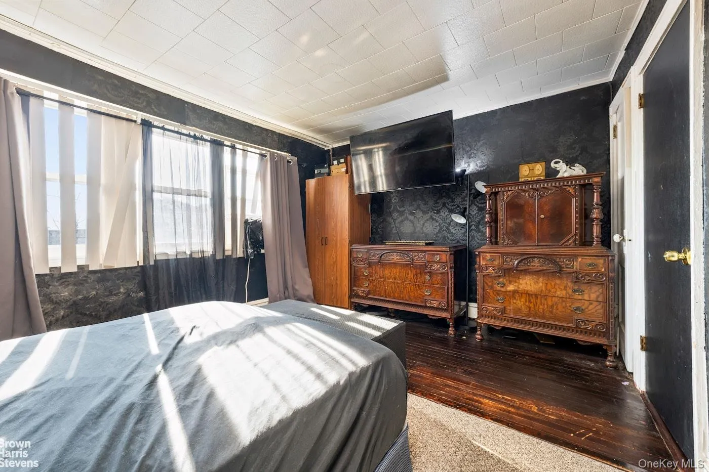 115-39 159th Street, New York, NY, 3 Bedrooms Bedrooms, 10 Rooms Rooms,1 BathroomBathrooms,Residential,For Rent,159th,0,KEY975719 115-39 159th Street, New York, NY, 3 Bedrooms Bedrooms, 10 Rooms Rooms,1 BathroomBathrooms,Residential,For Rent,159th,0,KEY975719