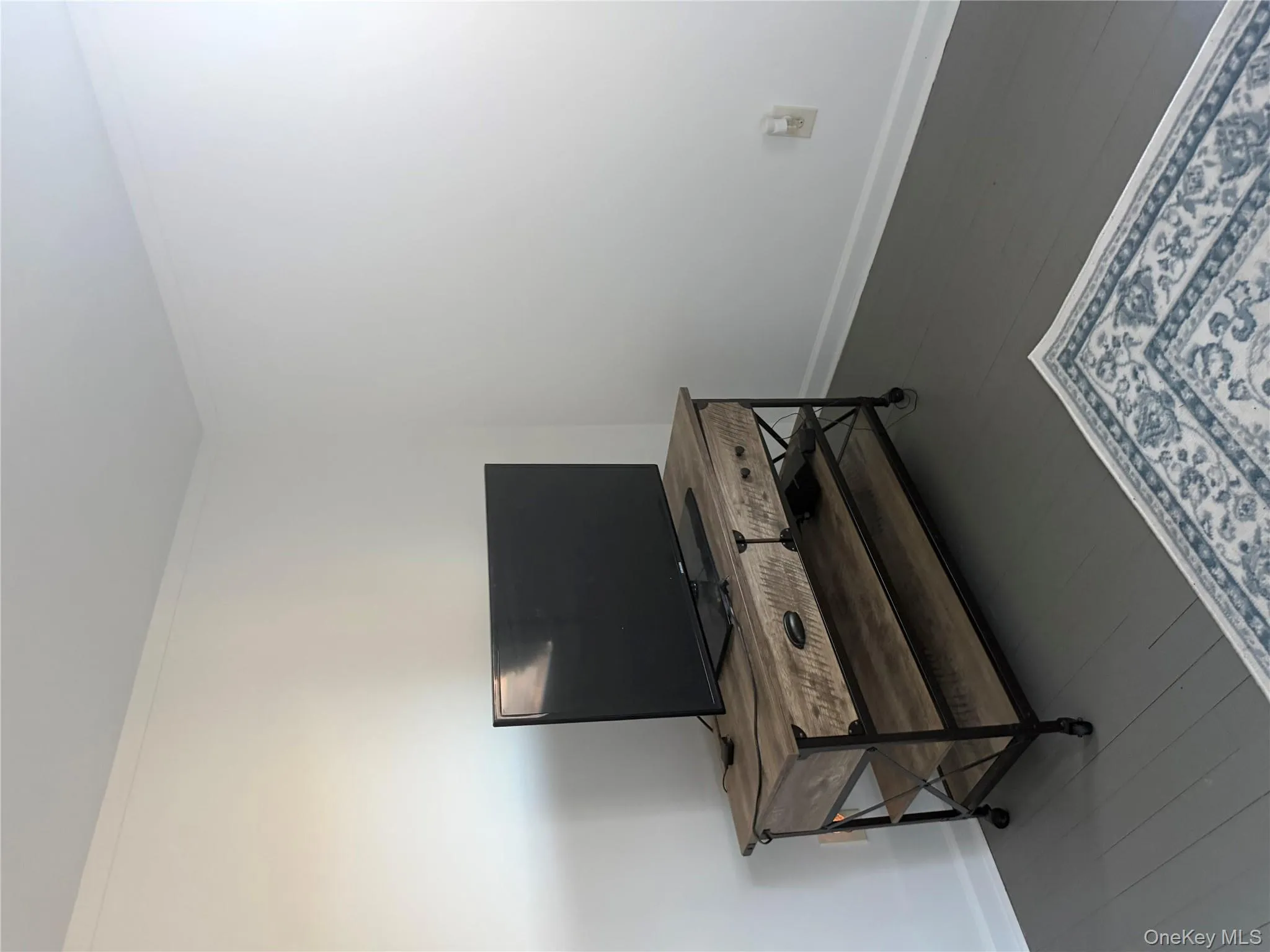 171 Lake Shore Drive, Shawangunk, NY, 2 Bedrooms Bedrooms, 6 Rooms Rooms,1 BathroomBathrooms,Residential Lease,For Rent,Lake Shore,0,975725 171 Lake Shore Drive, Shawangunk, NY, 2 Bedrooms Bedrooms, 6 Rooms Rooms,1 BathroomBathrooms,Residential Lease,For Rent,Lake Shore,0,975725