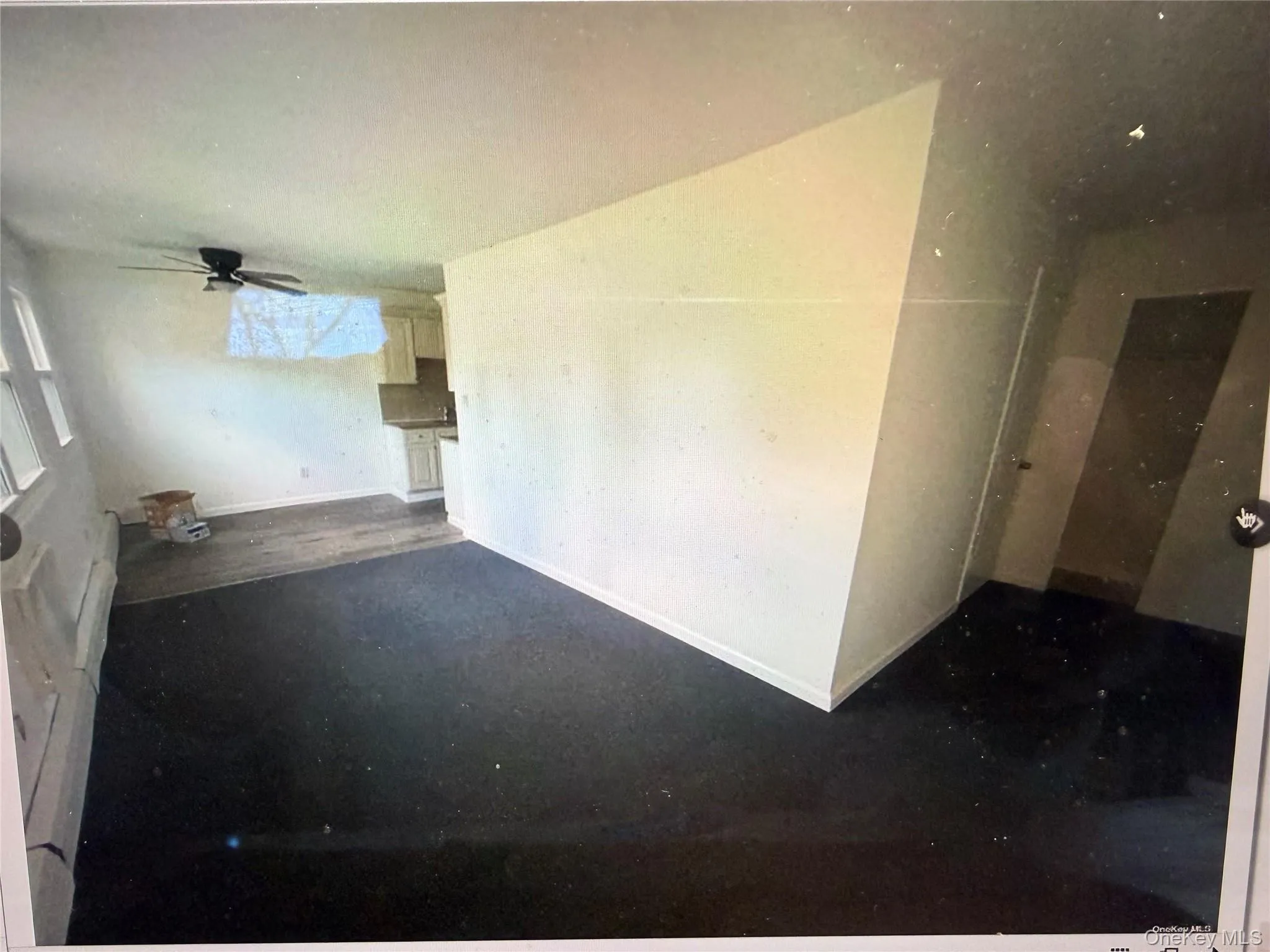 5A Hemlock Drive, Islip, NY, 1 Bedroom Bedrooms, 3 Rooms Rooms,1 BathroomBathrooms,Residential,For Rent,Hemlock,0,975726 5A Hemlock Drive, Islip, NY, 1 Bedroom Bedrooms, 3 Rooms Rooms,1 BathroomBathrooms,Residential,For Rent,Hemlock,0,975726