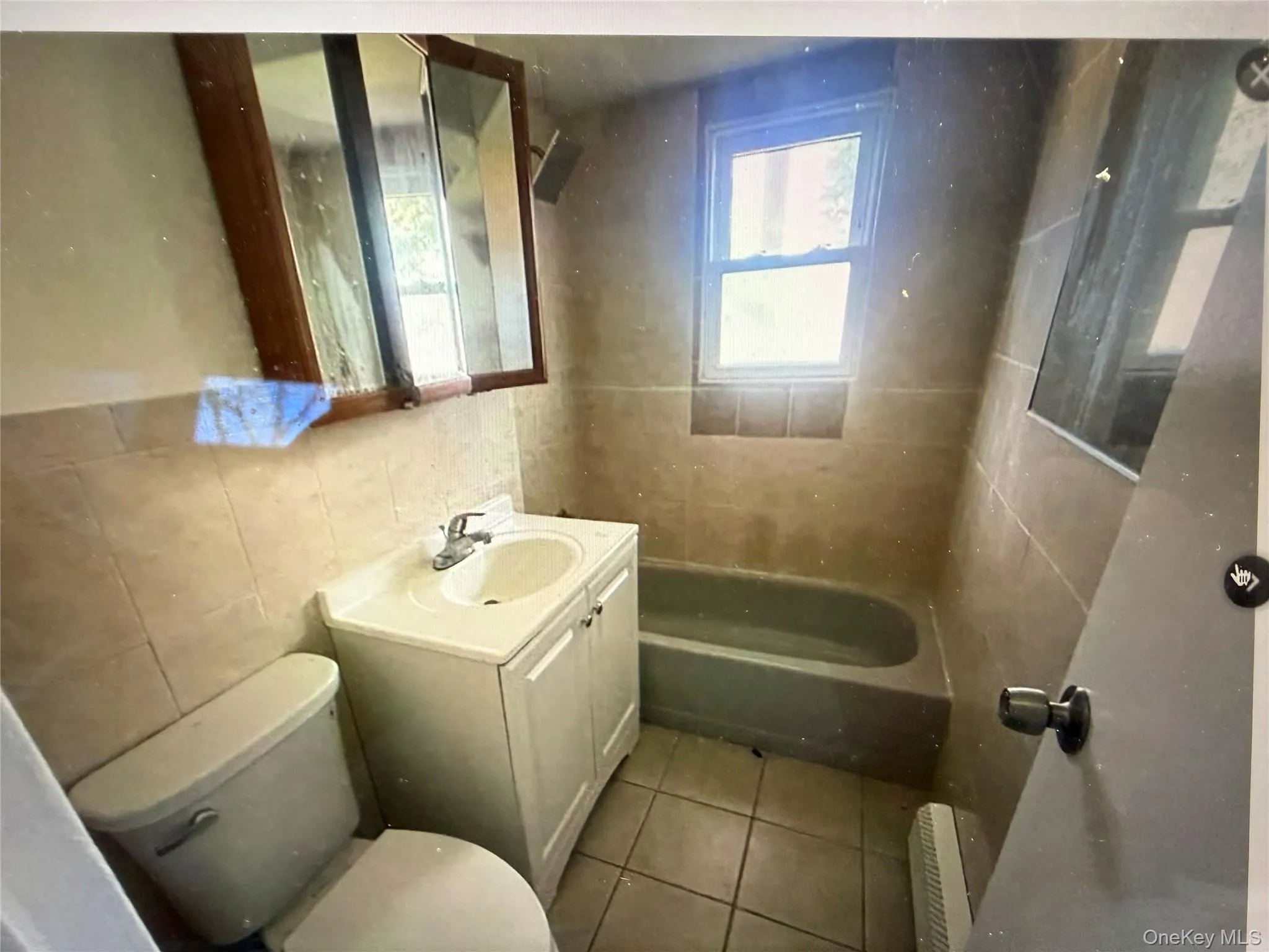 5A Hemlock Drive, Islip, NY, 1 Bedroom Bedrooms, 3 Rooms Rooms,1 BathroomBathrooms,Residential,For Rent,Hemlock,0,975726 5A Hemlock Drive, Islip, NY, 1 Bedroom Bedrooms, 3 Rooms Rooms,1 BathroomBathrooms,Residential,For Rent,Hemlock,0,975726