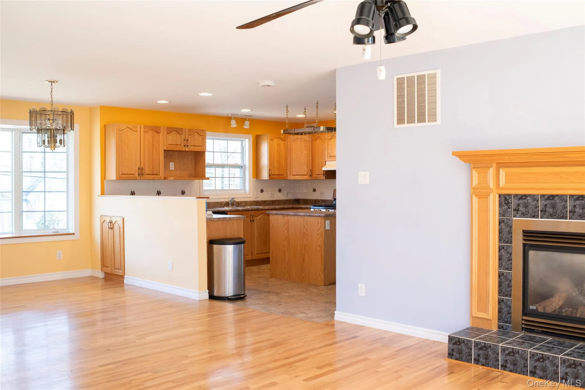 212 Rhinecliff Road, Rhinebeck, NY, 3 Bedrooms Bedrooms, 8 Rooms Rooms,2 BathroomsBathrooms,Residential,For Rent,Rhinecliff,0,975805 212 Rhinecliff Road, Rhinebeck, NY, 3 Bedrooms Bedrooms, 8 Rooms Rooms,2 BathroomsBathrooms,Residential,For Rent,Rhinecliff,0,975805