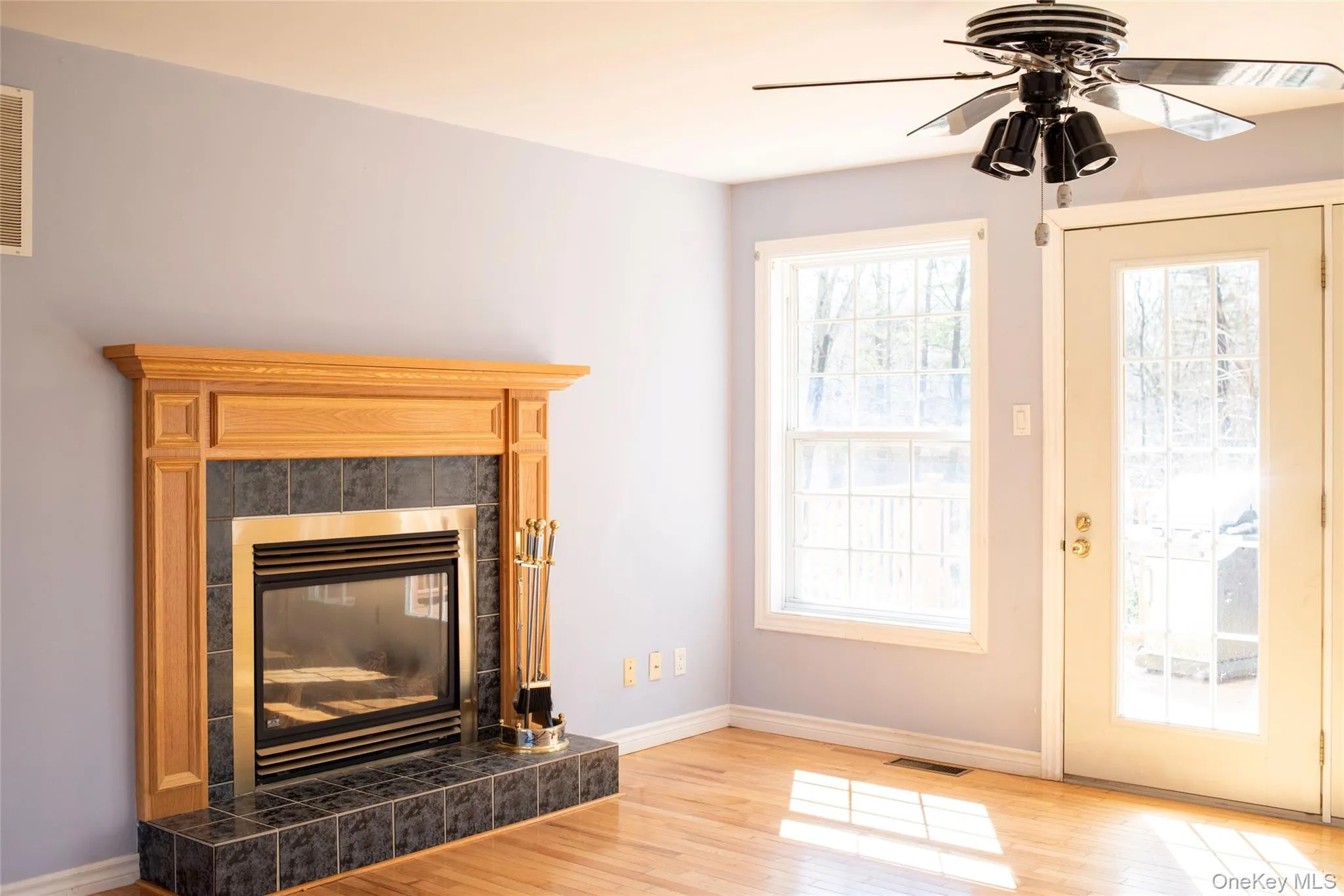 212 Rhinecliff Road, Rhinebeck, NY, 3 Bedrooms Bedrooms, 8 Rooms Rooms,2 BathroomsBathrooms,Residential,For Rent,Rhinecliff,0,975805 212 Rhinecliff Road, Rhinebeck, NY, 3 Bedrooms Bedrooms, 8 Rooms Rooms,2 BathroomsBathrooms,Residential,For Rent,Rhinecliff,0,975805