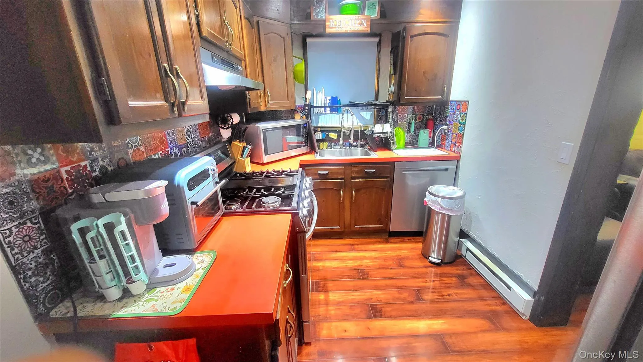 98 Sutton Park Road, Poughkeepsie (town), NY, 3 Bedrooms Bedrooms, 8 Rooms Rooms,1 BathroomBathrooms,Residential,For Rent,Sutton Park,0,975810 98 Sutton Park Road, Poughkeepsie (town), NY, 3 Bedrooms Bedrooms, 8 Rooms Rooms,1 BathroomBathrooms,Residential,For Rent,Sutton Park,0,975810