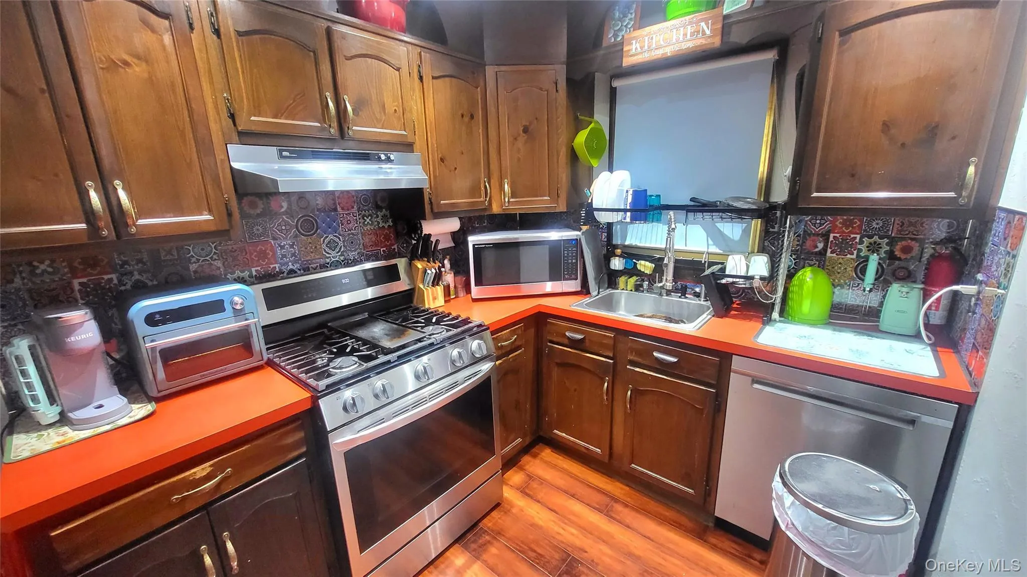 98 Sutton Park Road, Poughkeepsie (town), NY, 3 Bedrooms Bedrooms, 8 Rooms Rooms,1 BathroomBathrooms,Residential,For Rent,Sutton Park,0,975810 98 Sutton Park Road, Poughkeepsie (town), NY, 3 Bedrooms Bedrooms, 8 Rooms Rooms,1 BathroomBathrooms,Residential,For Rent,Sutton Park,0,975810