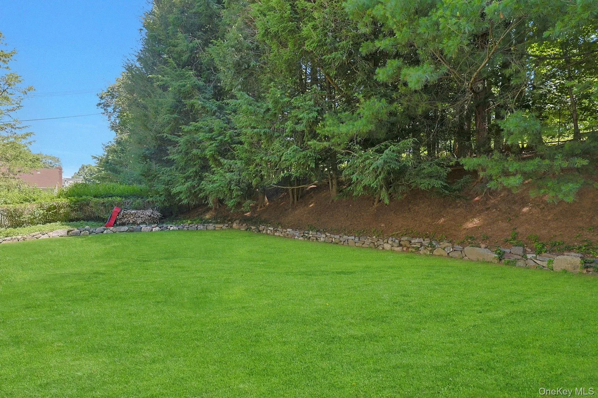 View of large manicured and well maintained yard View of large manicured and well maintained yard