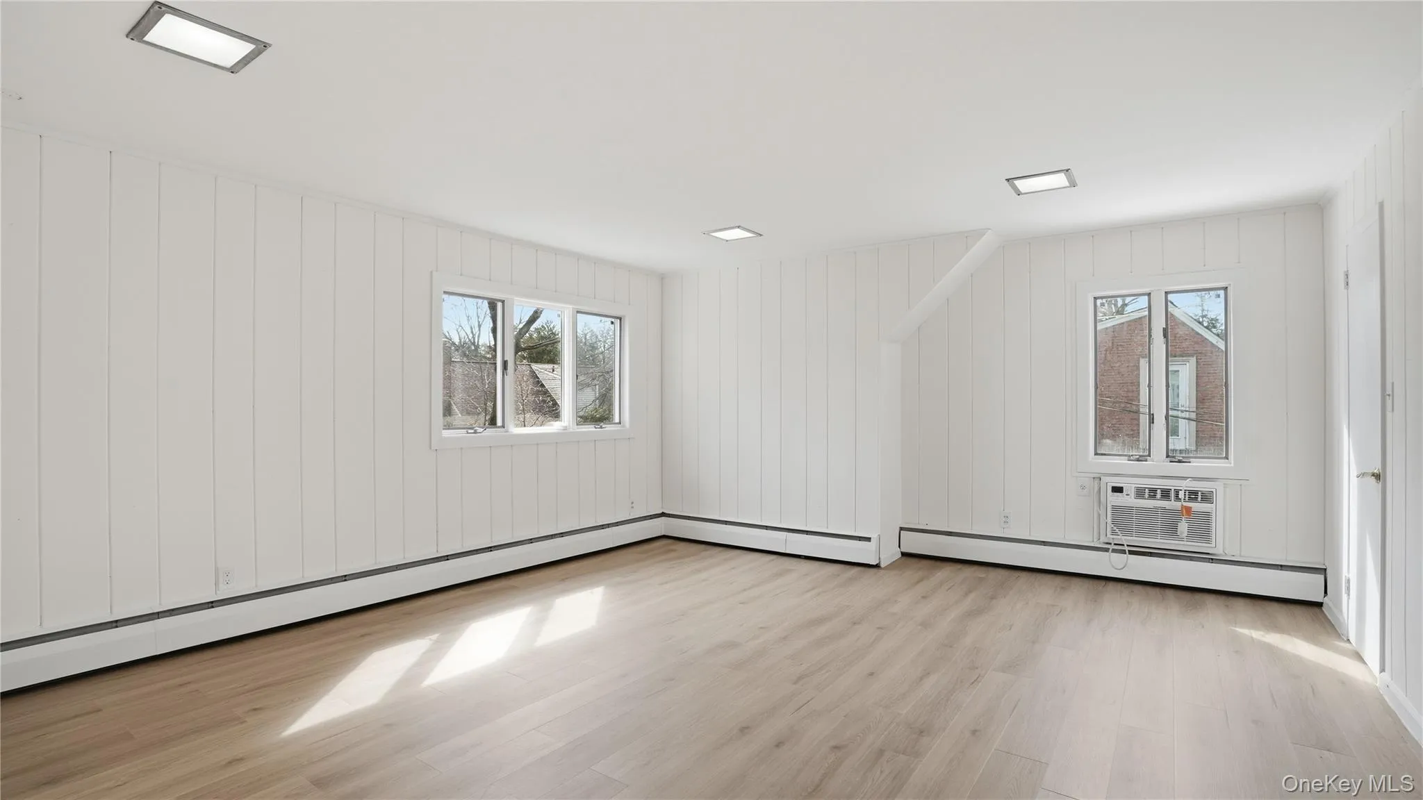 23 Hartley Road, North Hempstead, NY, 4 Bedrooms Bedrooms, 7 Rooms Rooms,3 BathroomsBathrooms,Residential,For Rent,Hartley,0,975814 23 Hartley Road, North Hempstead, NY, 4 Bedrooms Bedrooms, 7 Rooms Rooms,3 BathroomsBathrooms,Residential,For Rent,Hartley,0,975814