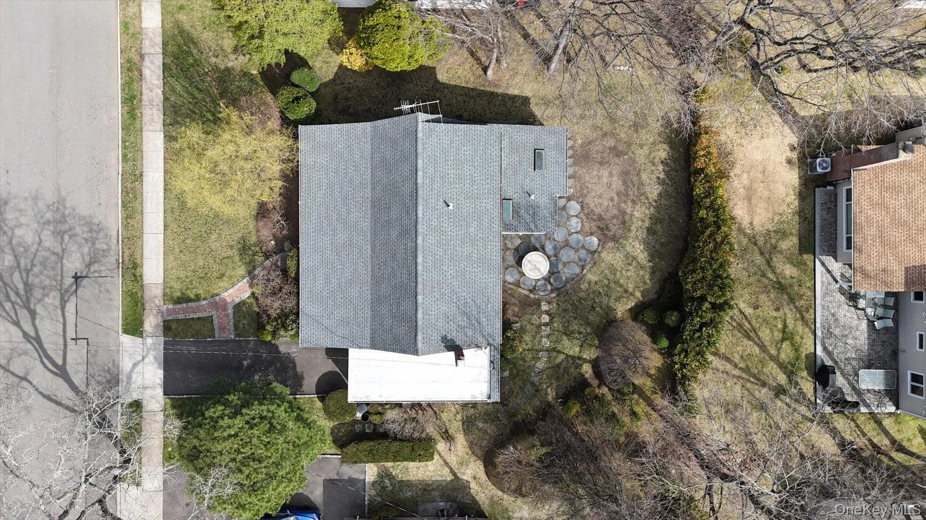 23 Hartley Road, North Hempstead, NY, 4 Bedrooms Bedrooms, 7 Rooms Rooms,3 BathroomsBathrooms,Residential,For Rent,Hartley,0,975814 23 Hartley Road, North Hempstead, NY, 4 Bedrooms Bedrooms, 7 Rooms Rooms,3 BathroomsBathrooms,Residential,For Rent,Hartley,0,975814