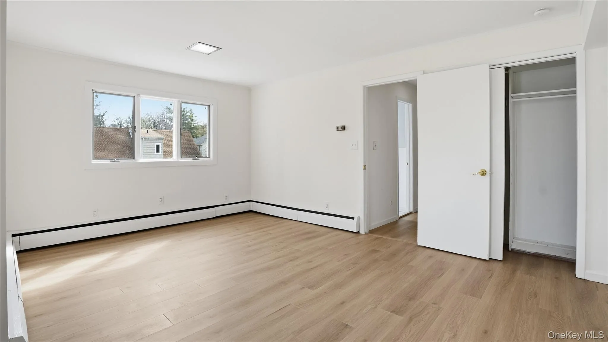 23 Hartley Road, North Hempstead, NY, 4 Bedrooms Bedrooms, 7 Rooms Rooms,3 BathroomsBathrooms,Residential,For Rent,Hartley,0,975814 23 Hartley Road, North Hempstead, NY, 4 Bedrooms Bedrooms, 7 Rooms Rooms,3 BathroomsBathrooms,Residential,For Rent,Hartley,0,975814
